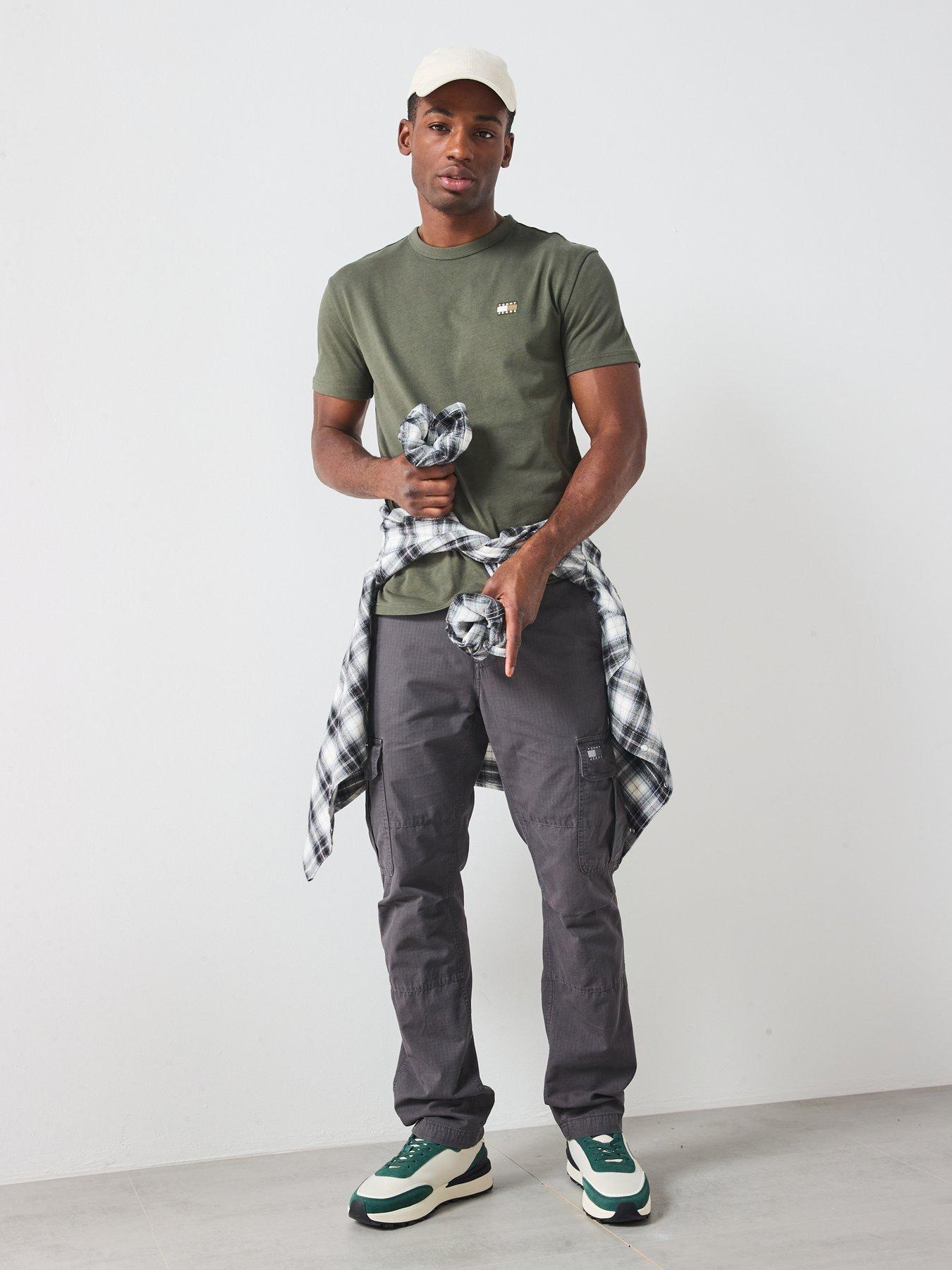 tommy-jeans-badge-t-shirt-greenback