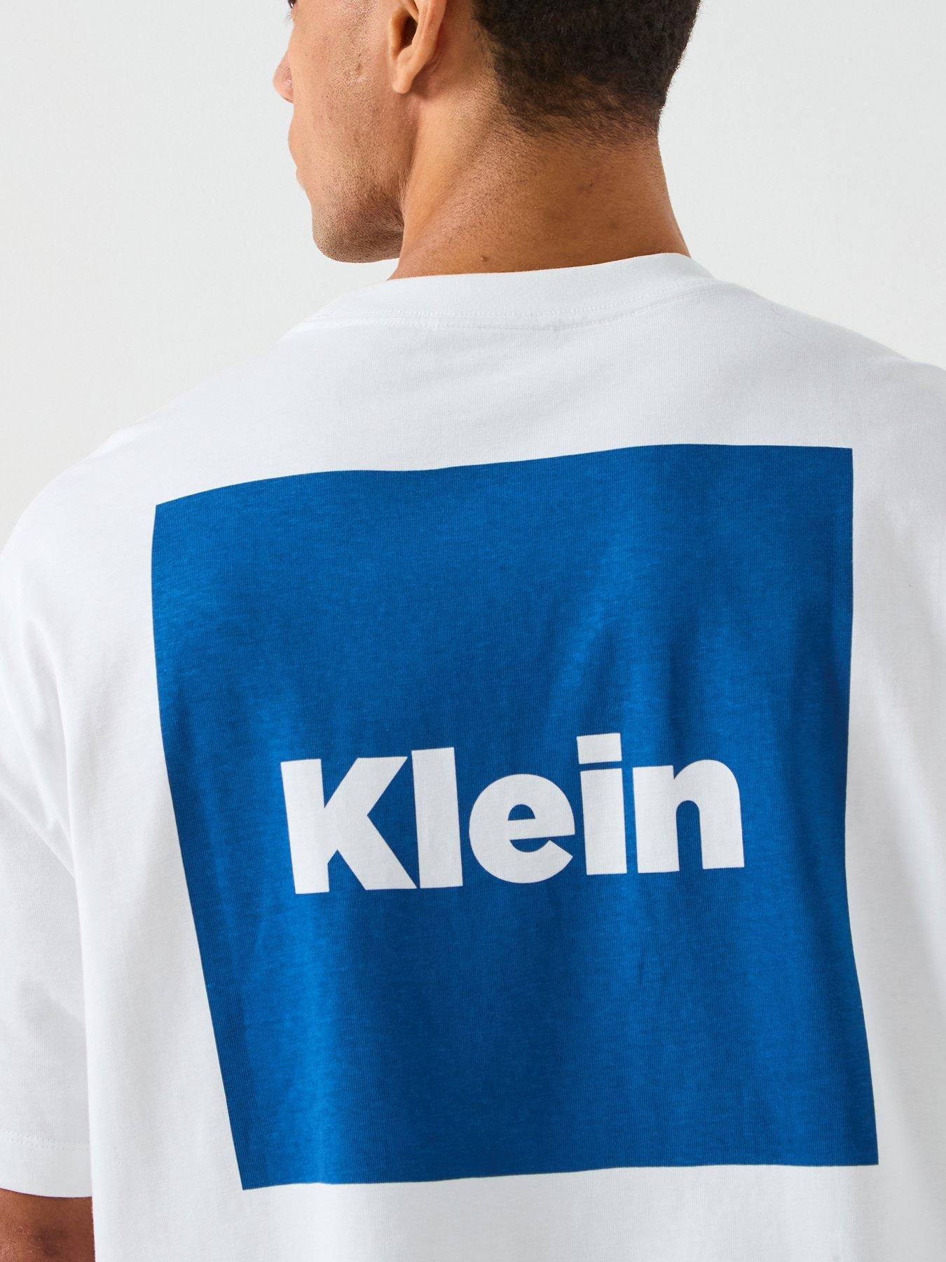 calvin-klein-jeans-box-graphic-t-shirts-whiteoutfit