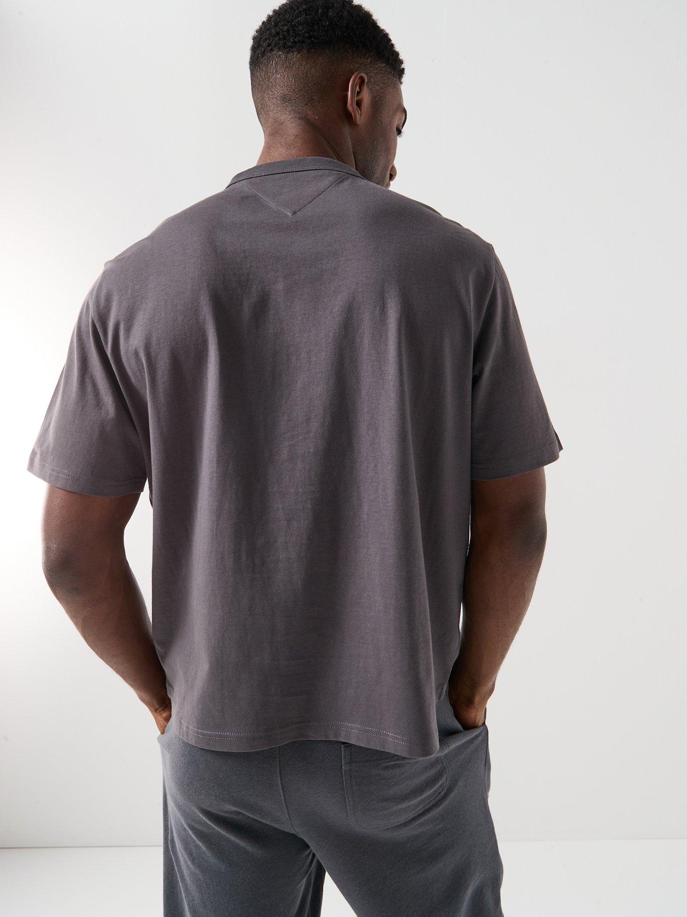 Image 2 of 6 of Tommy Jeans 90S Boxy Fit Varsity T-Shirt - Black