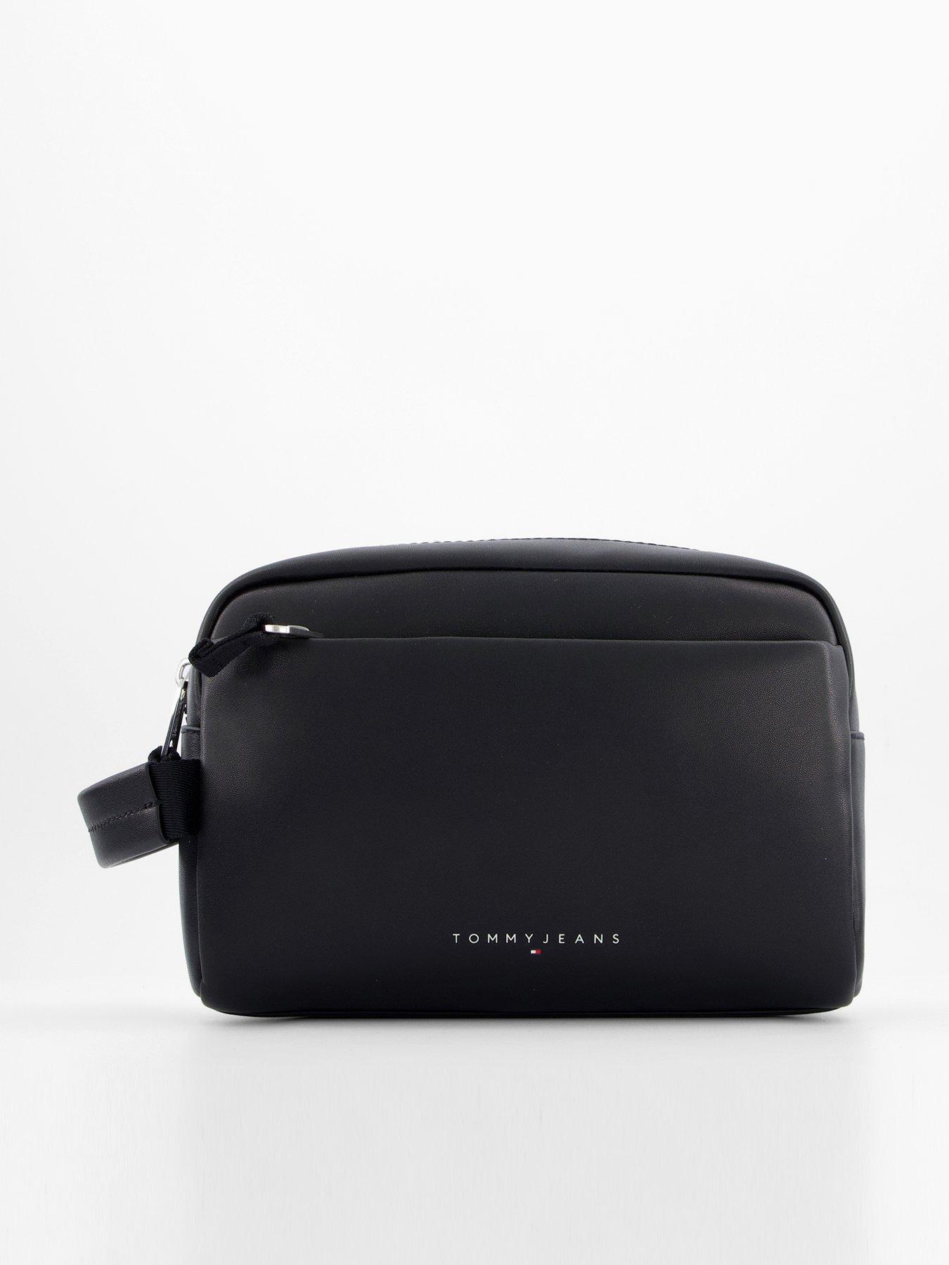 Tommy Jeans Tjm Linear Leather Washbag - Black