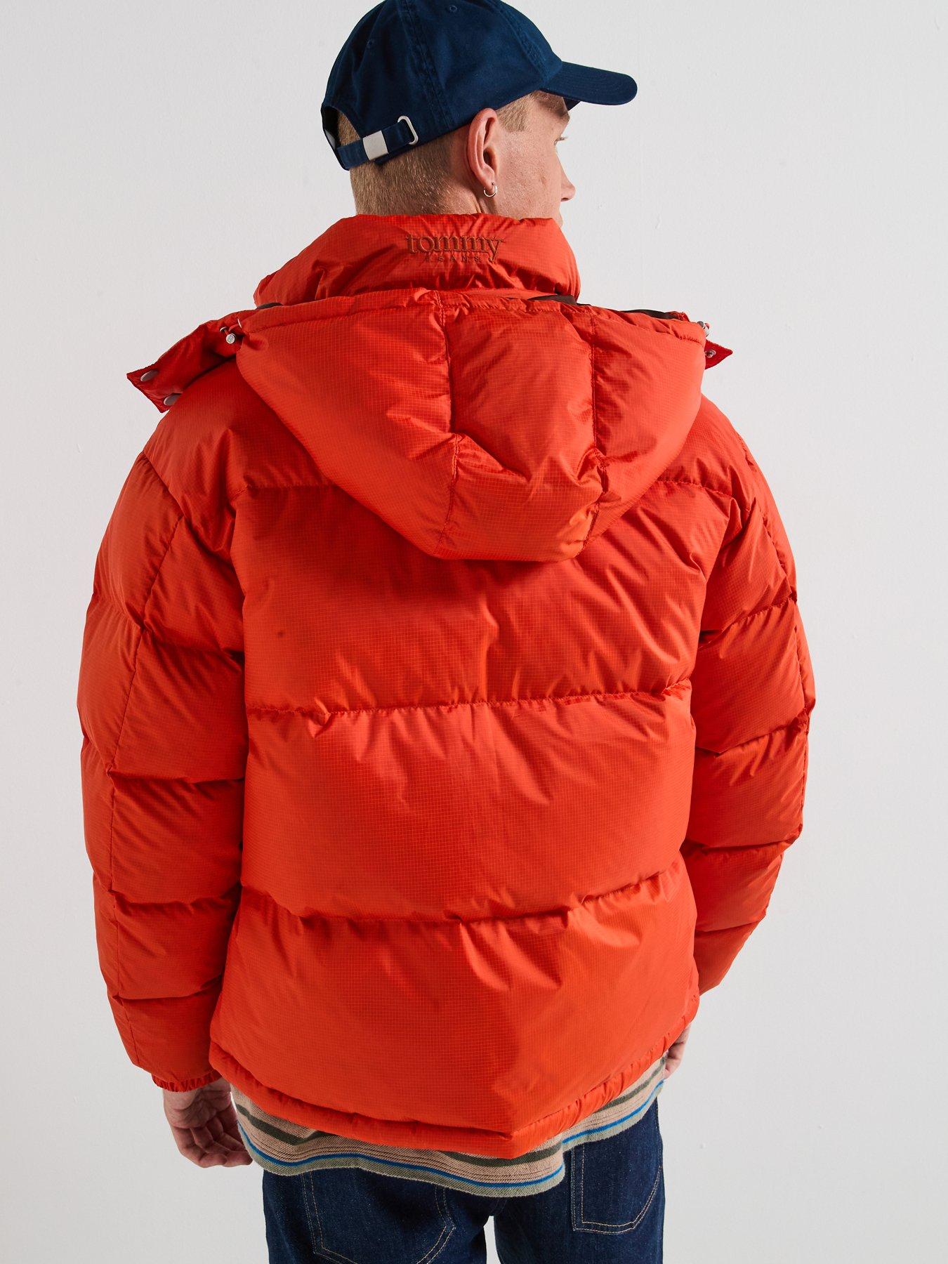 tommy-jeans-alaska-ripstop-quilted-jacket-orangestillFront