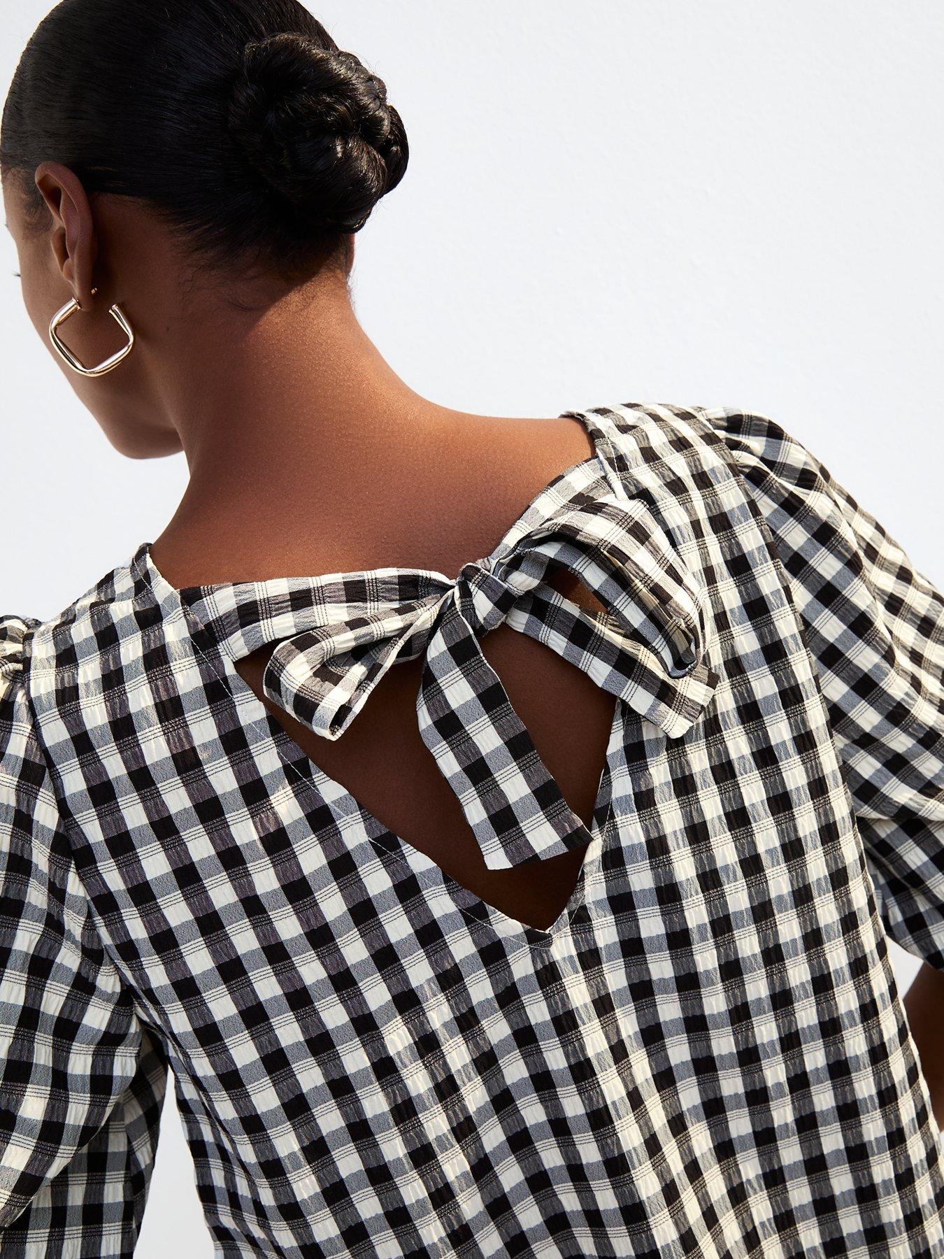 Image 4 of 5 of New Look Black Check Pattern Bow Back Puff Sleeve Top