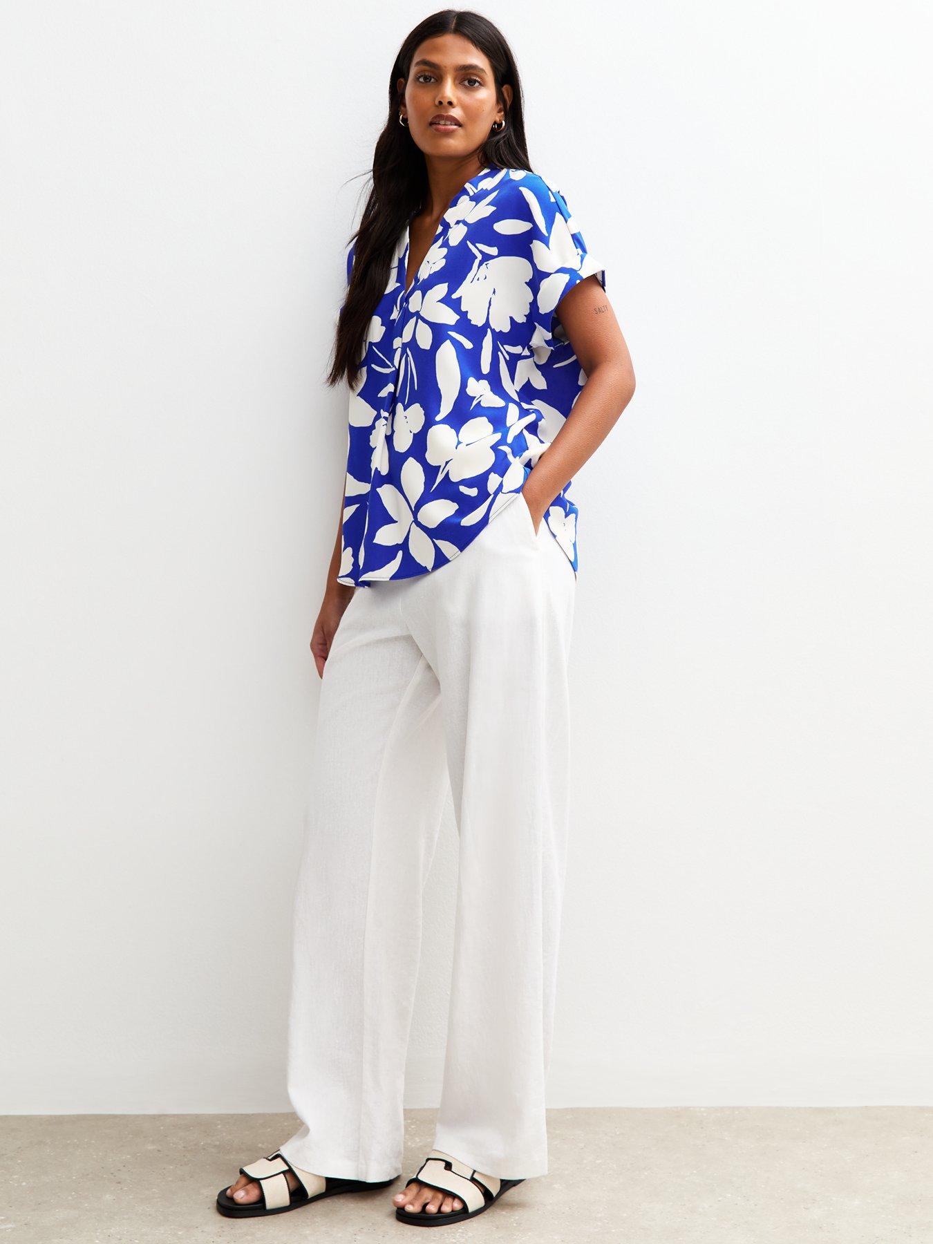new-look-floral-print-v-neck-top-bright-blueback