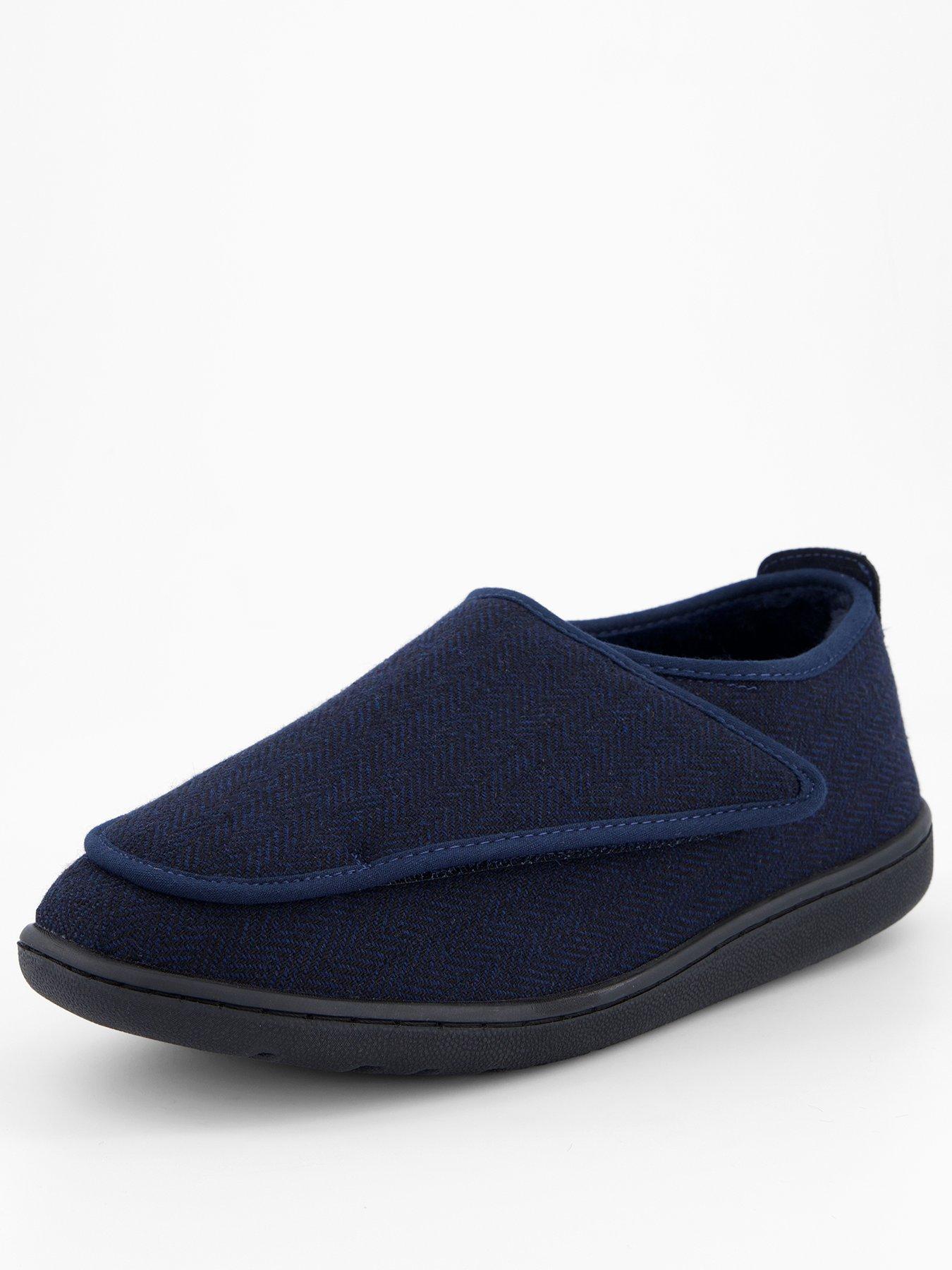 Image 2 of 7 of Clarks Clarks King Riptape Slippers-navy