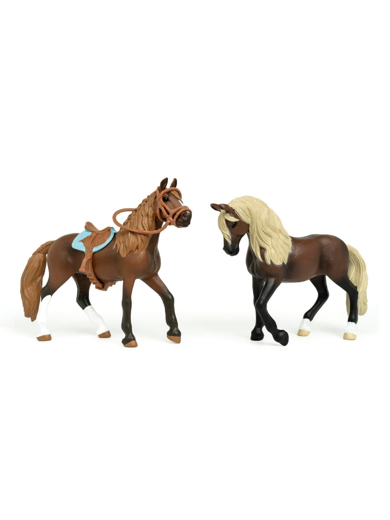 Image 2 of 4 of Schleich Horse Club Paso Peruano Starter Set