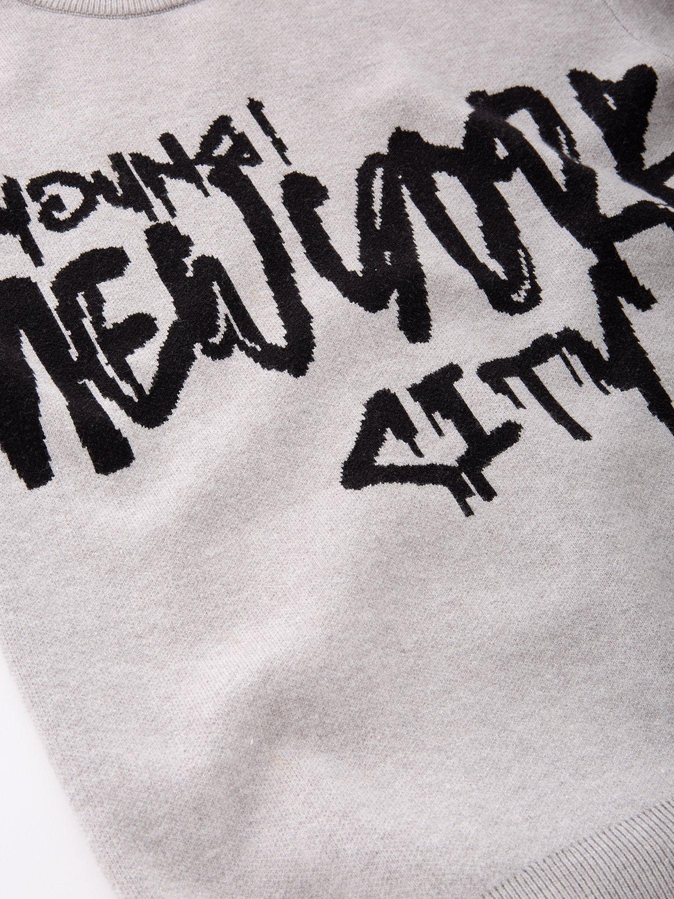 the-very-collection-boys-nyc-graffiti-knitted-jumper-greyoutfit