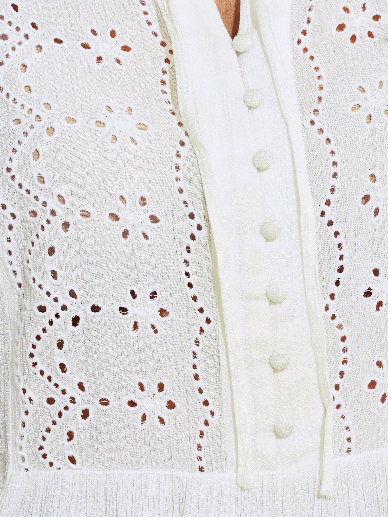 yours-curve-broderie-tie-neck-blouse-whiteoutfit