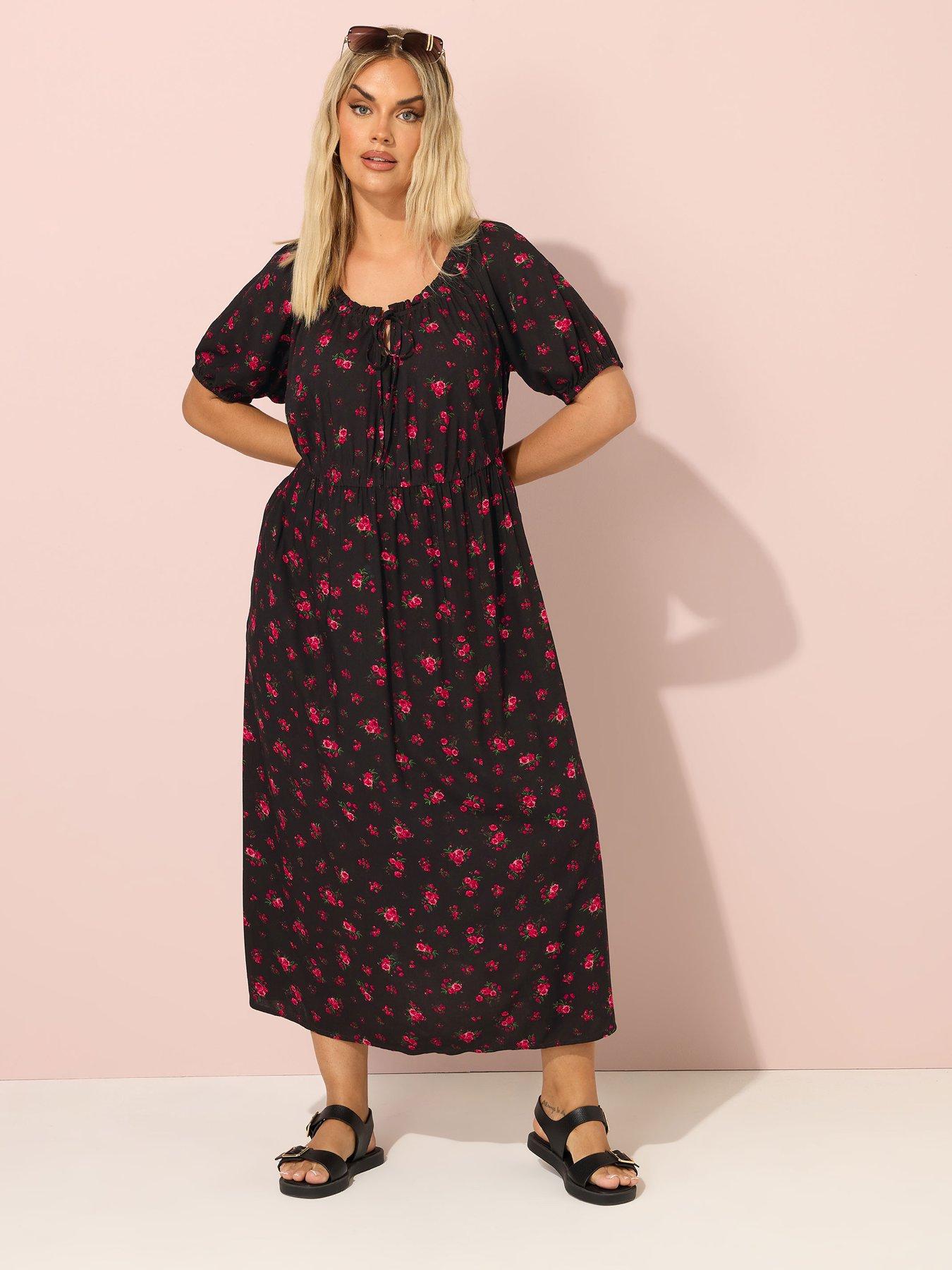 Image 3 of 5 of Yours Curve Short Sleeve Gypsy Dress - Black