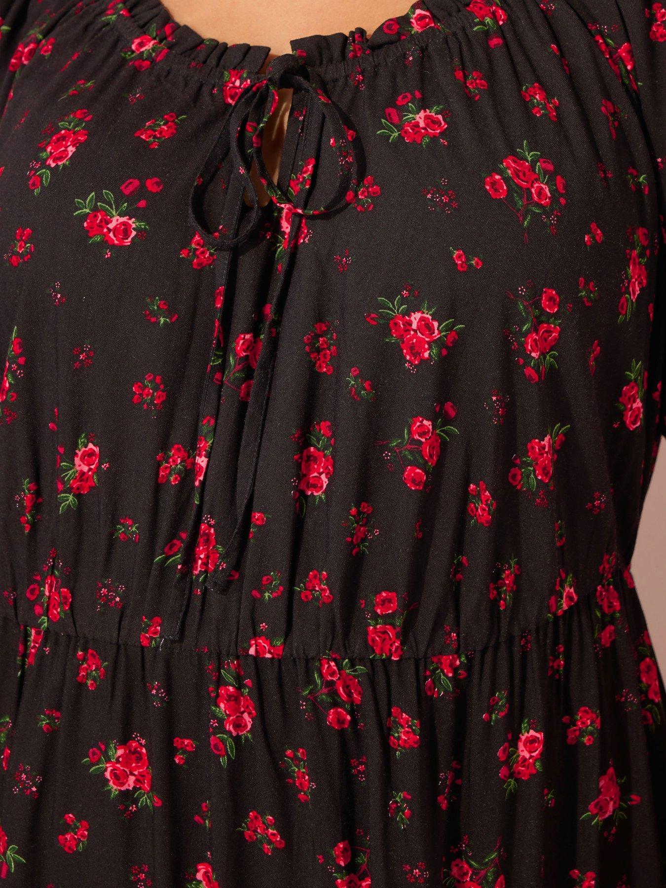 Image 4 of 5 of Yours Curve Short Sleeve Gypsy Dress - Black