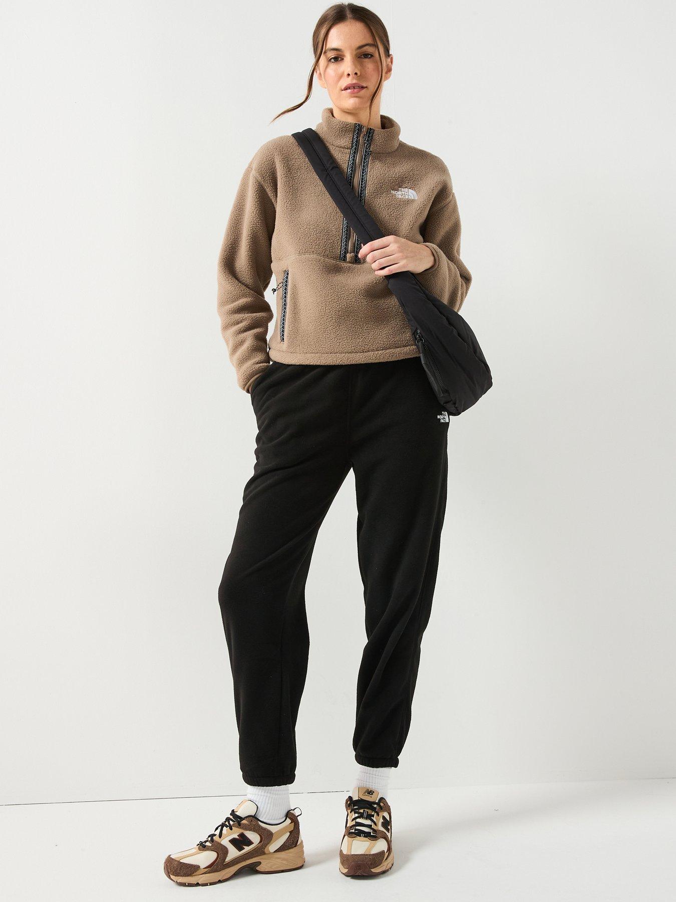 Image 3 of 5 of The North Face Women's Fleeski 1/4 Zip Pullover Fleece - Brown