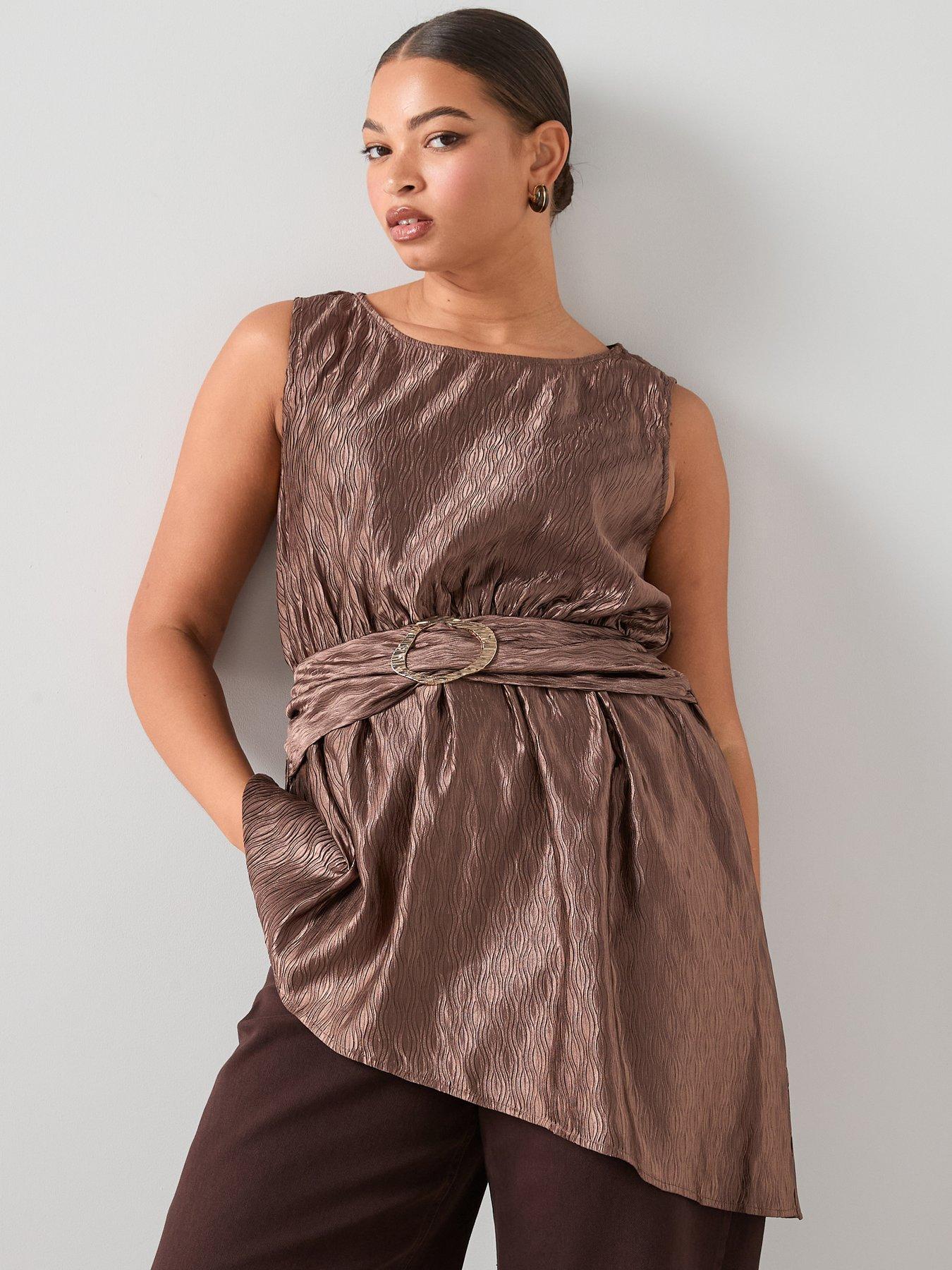Image 3 of 7 of The Very Collection Curve Asymmetric Trim Tunic