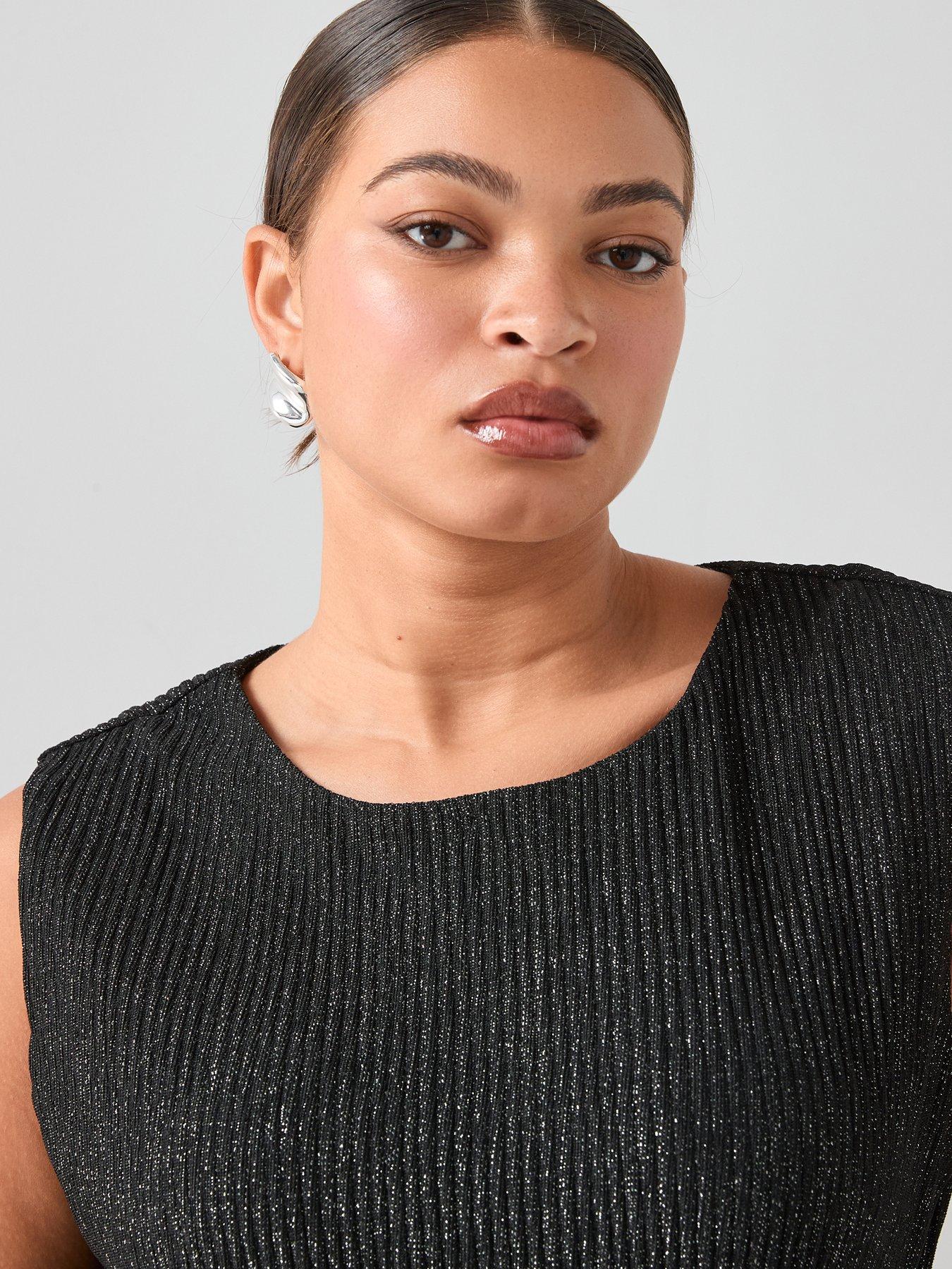 the-very-collection-curve-lurex-plisse-belted-tunic-top-blackdetail