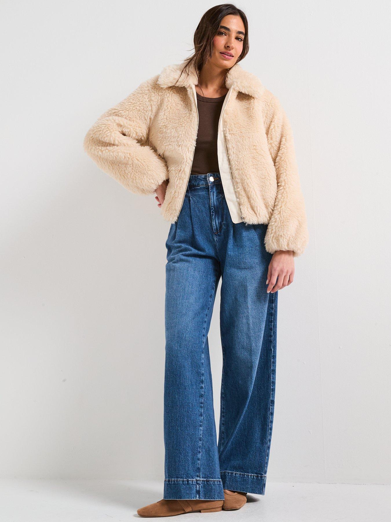 levis-elle-sherpa-jacket-white-swanback