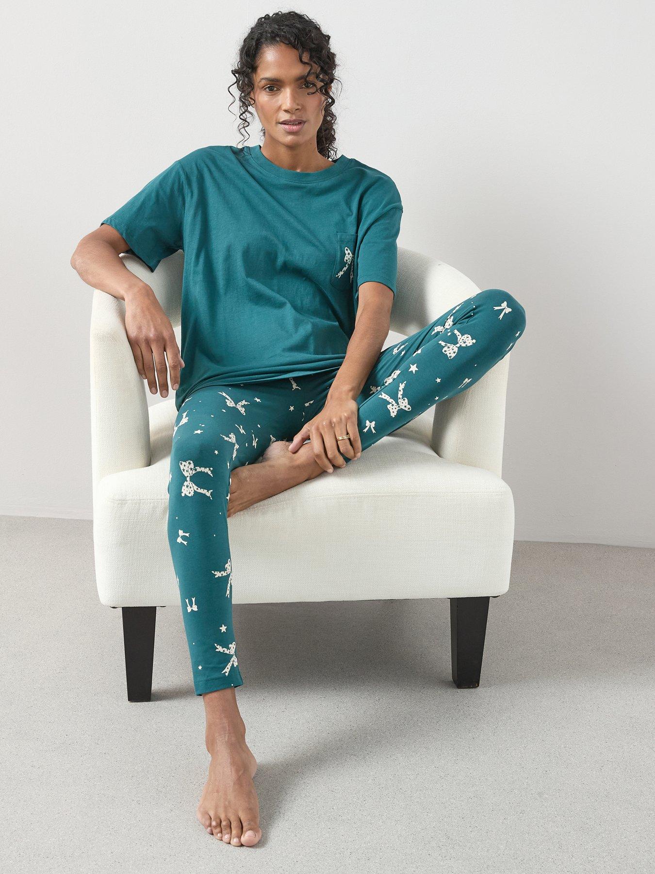 the-very-collection-longline-tshirt-ribbon-print-legging-pj-set-green