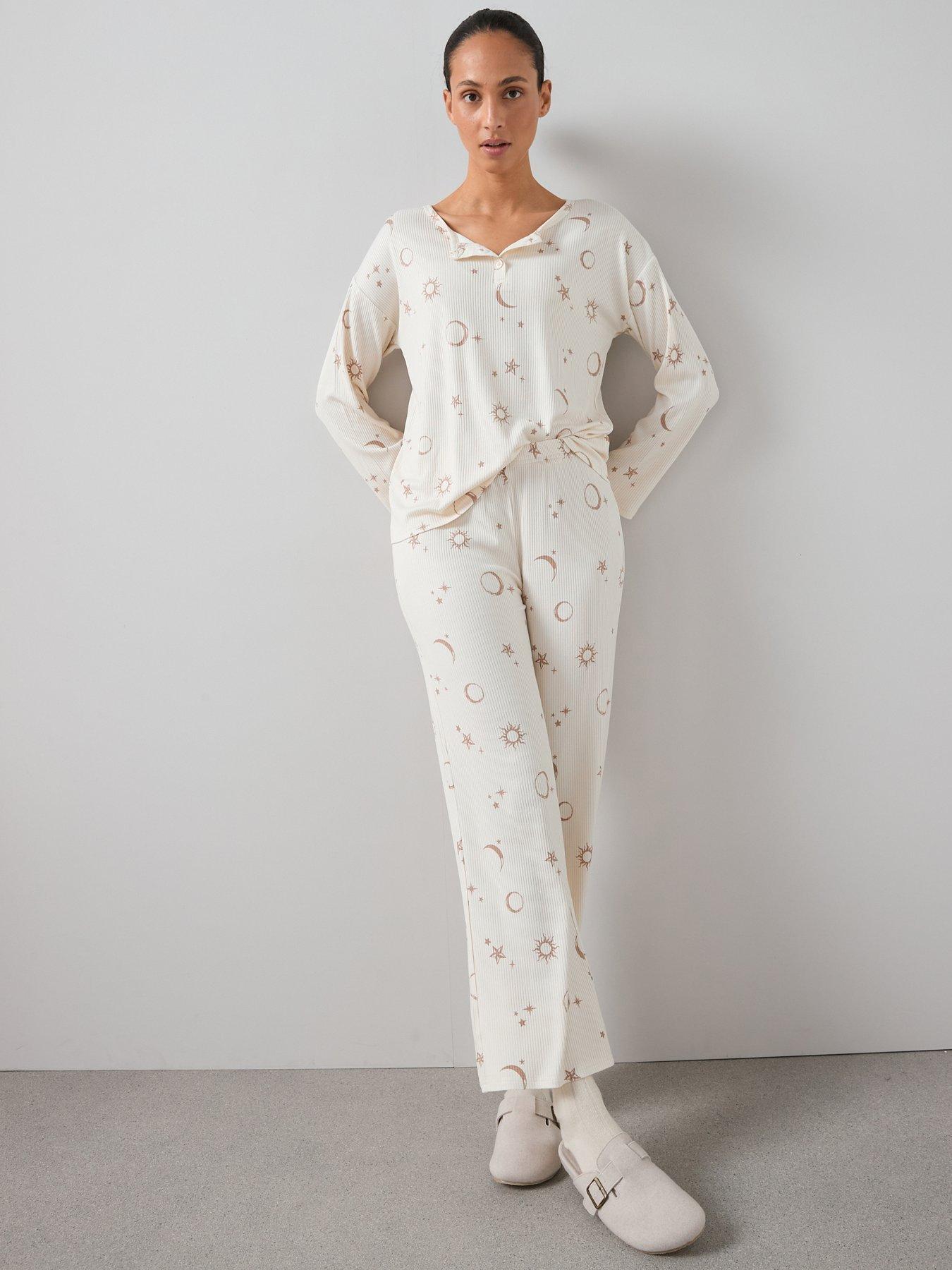 the-very-collection-soft-touch-rib-henley-star-and-moon-wide-leg-pj-set-whitefront
