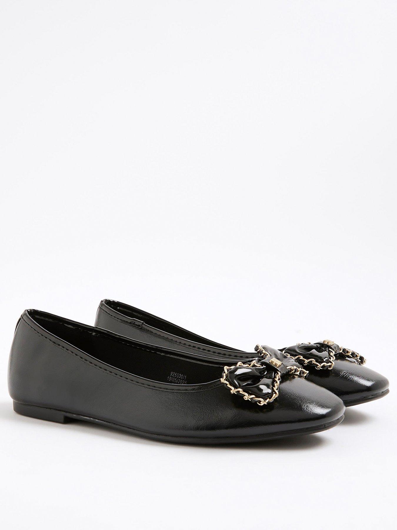 Image 4 of 6 of River Island Chain Bow Ballerina - Black