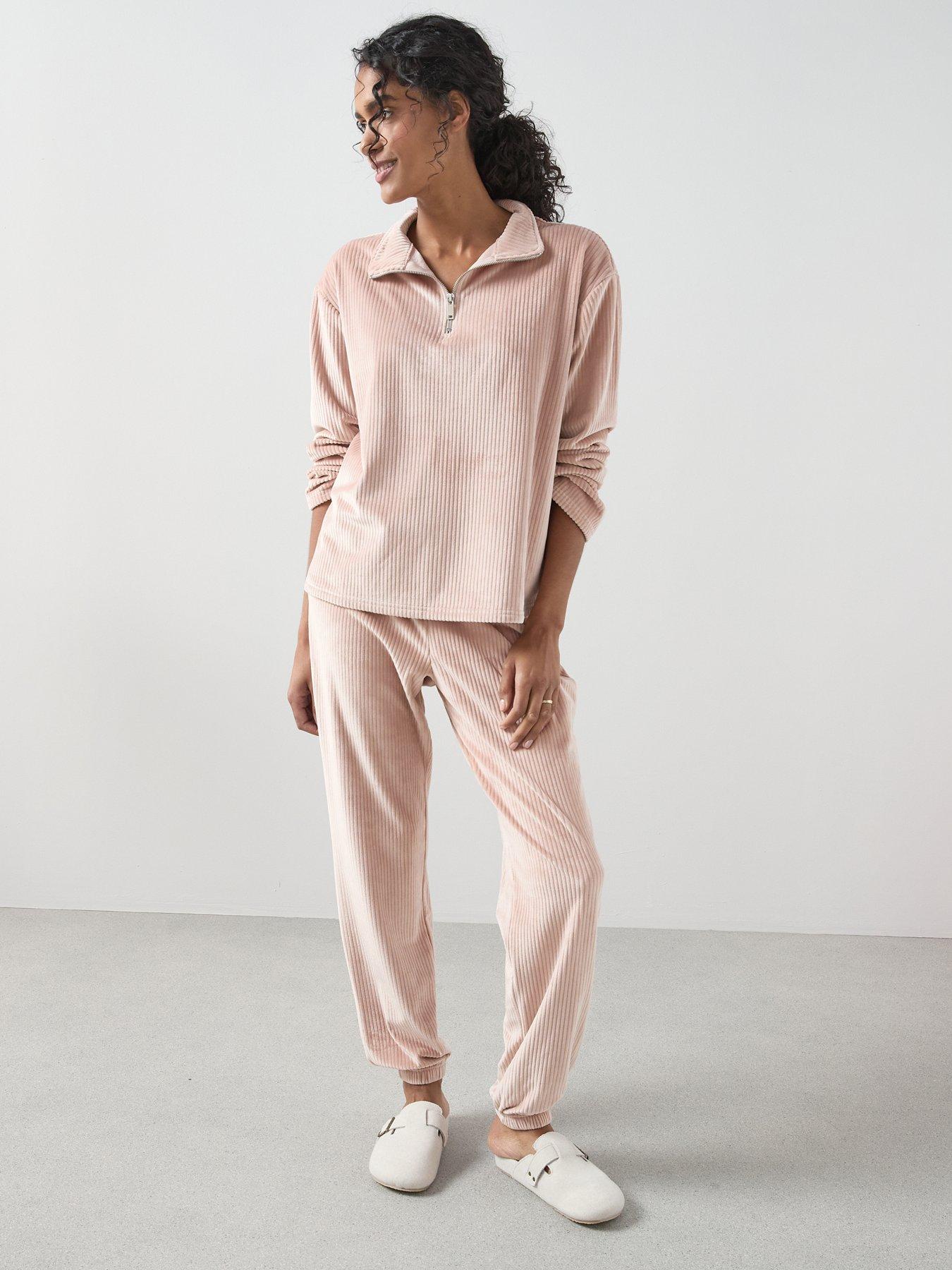 the-very-collection-velour-half-zip-fleece-and-jogger-loungewear-set-blushdetail