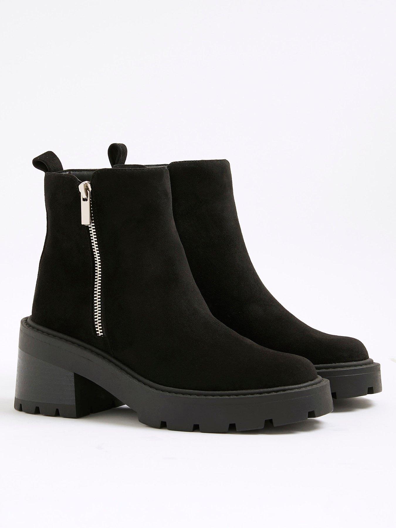Image 3 of 4 of River Island Block Heeled Side Zip Boot - Black