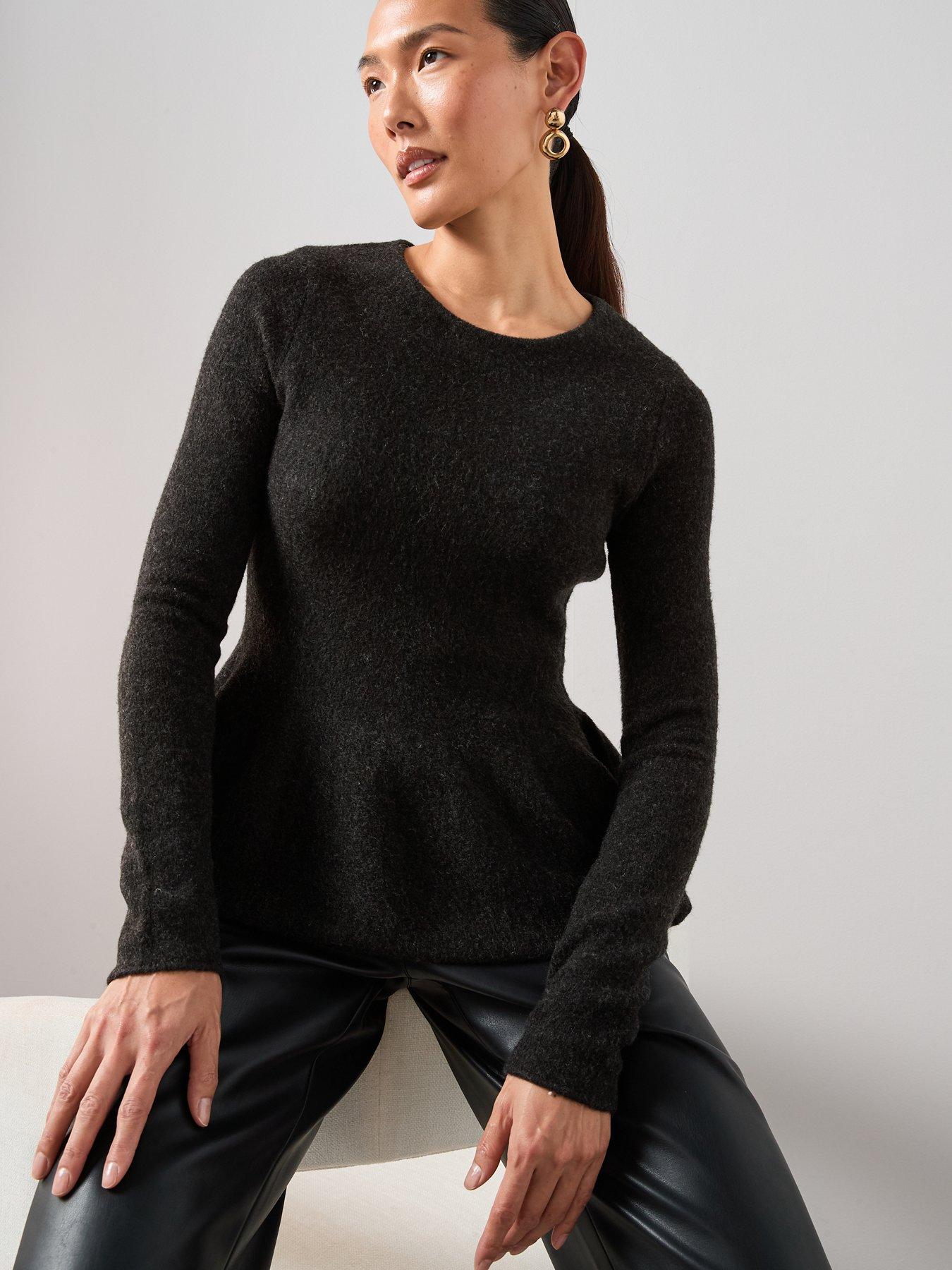 the-very-collection-crew-neck-peplum-jumper-with-wool-blackdetail