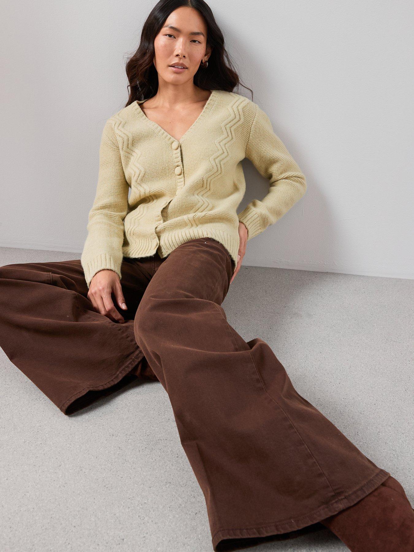 the-very-collection-v-neck-cable-cardigan-with-wool-sageoutfit