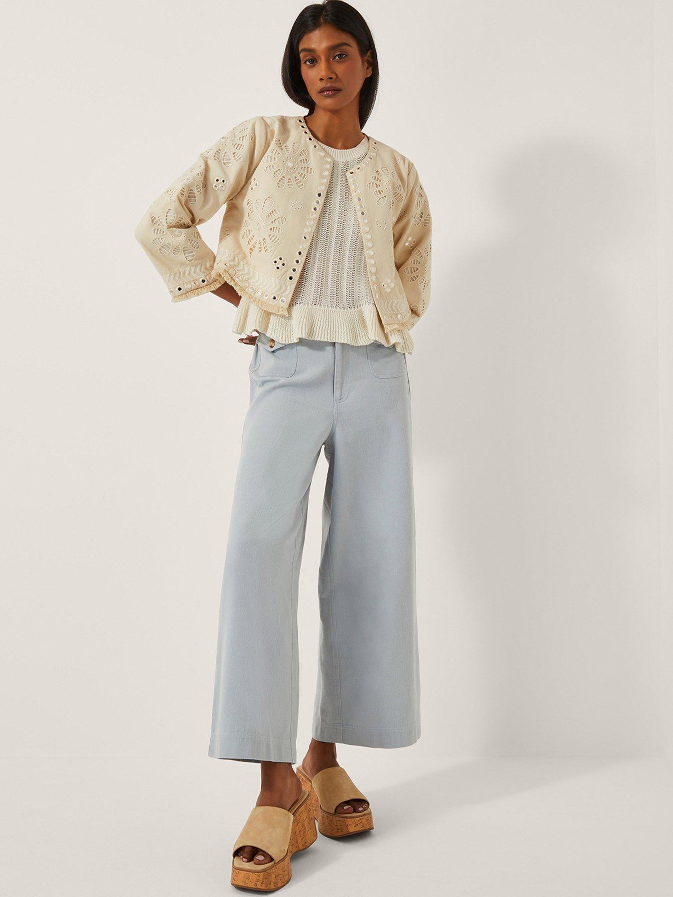 monsoon-ciara-puff-sleeve-jacket-beigeoutfit