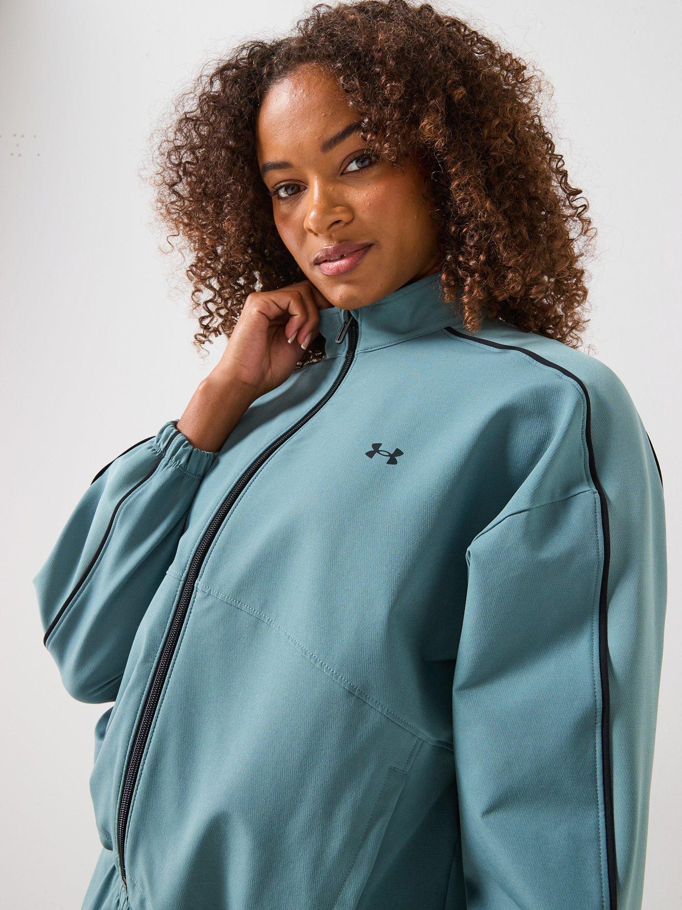 under-armour-womens-training-rival-woven-jacket-greenoutfit