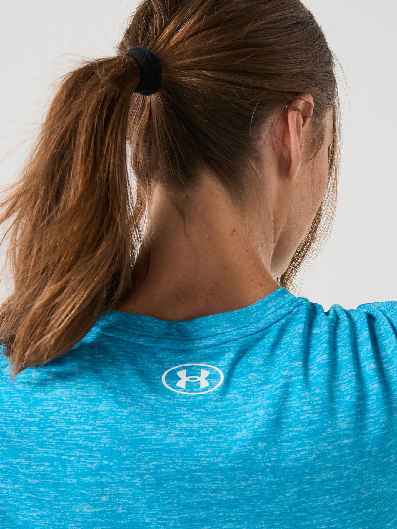under-armour-womens-training-tech-twist-t-shirt-blueoutfit