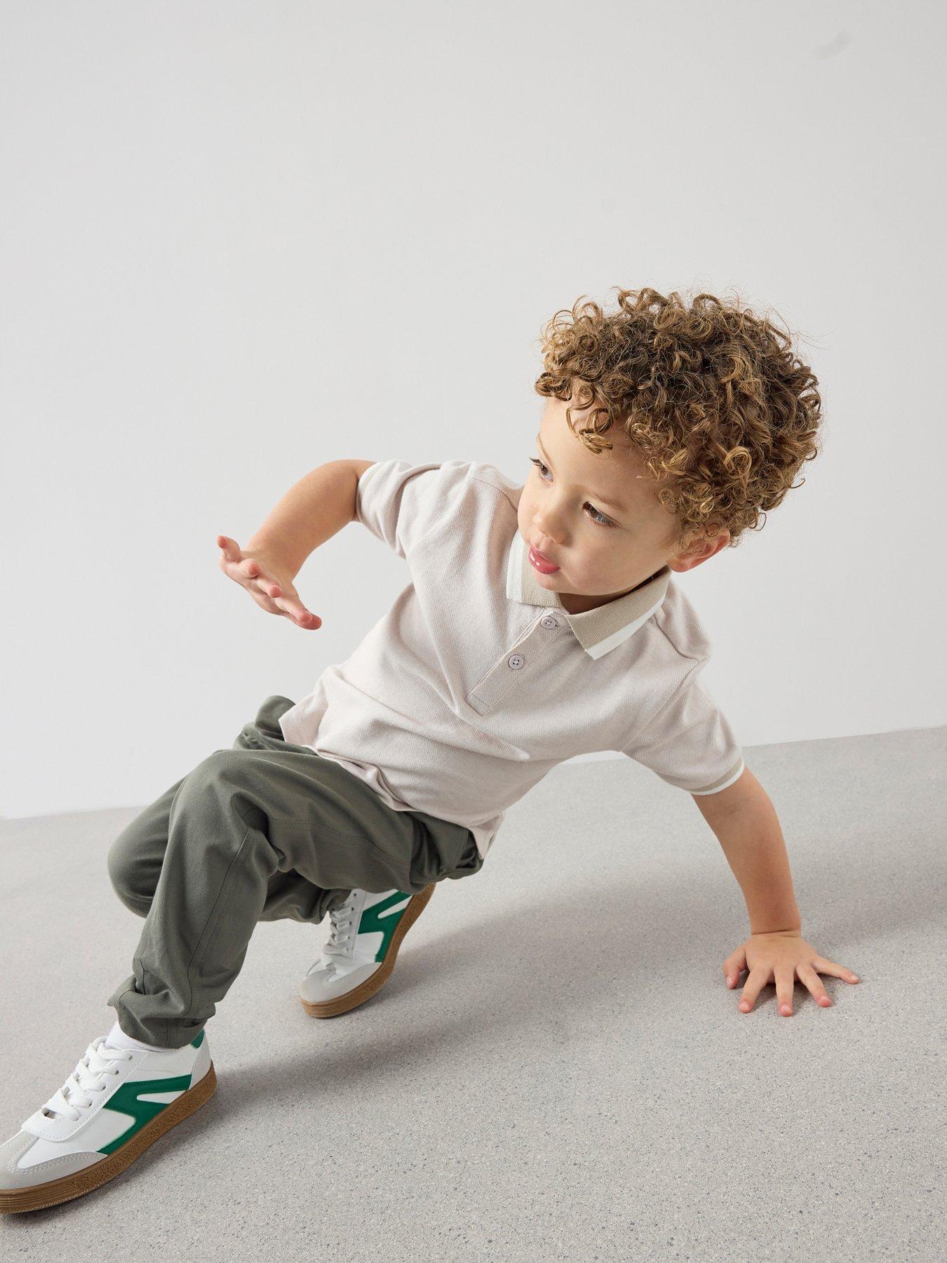 the-very-collection-boys-short-sleeve-textured-polo-and-chino-outfit-setdetail