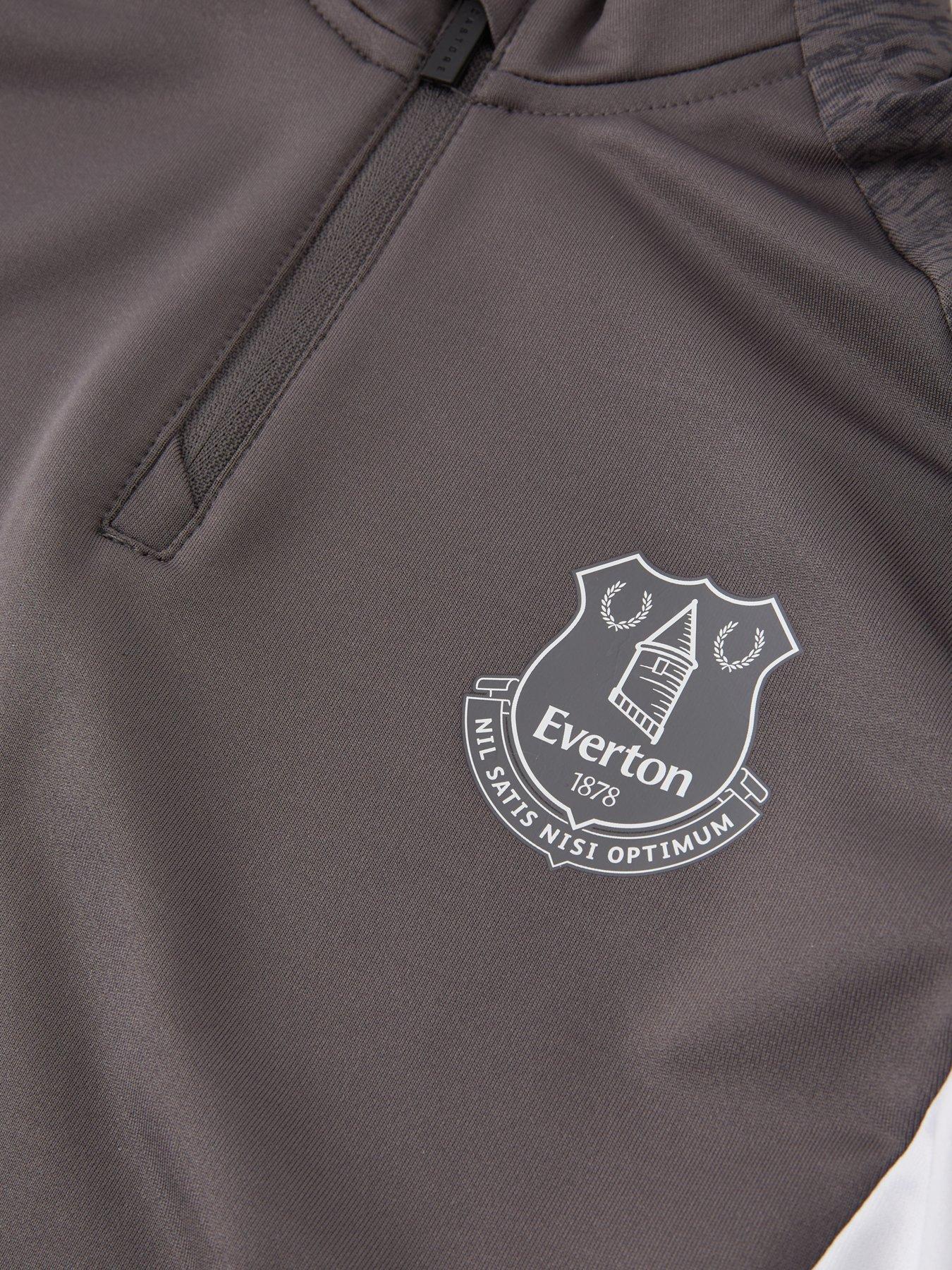 castore-everton-junior-2526-training-mid-layer-greyoutfit