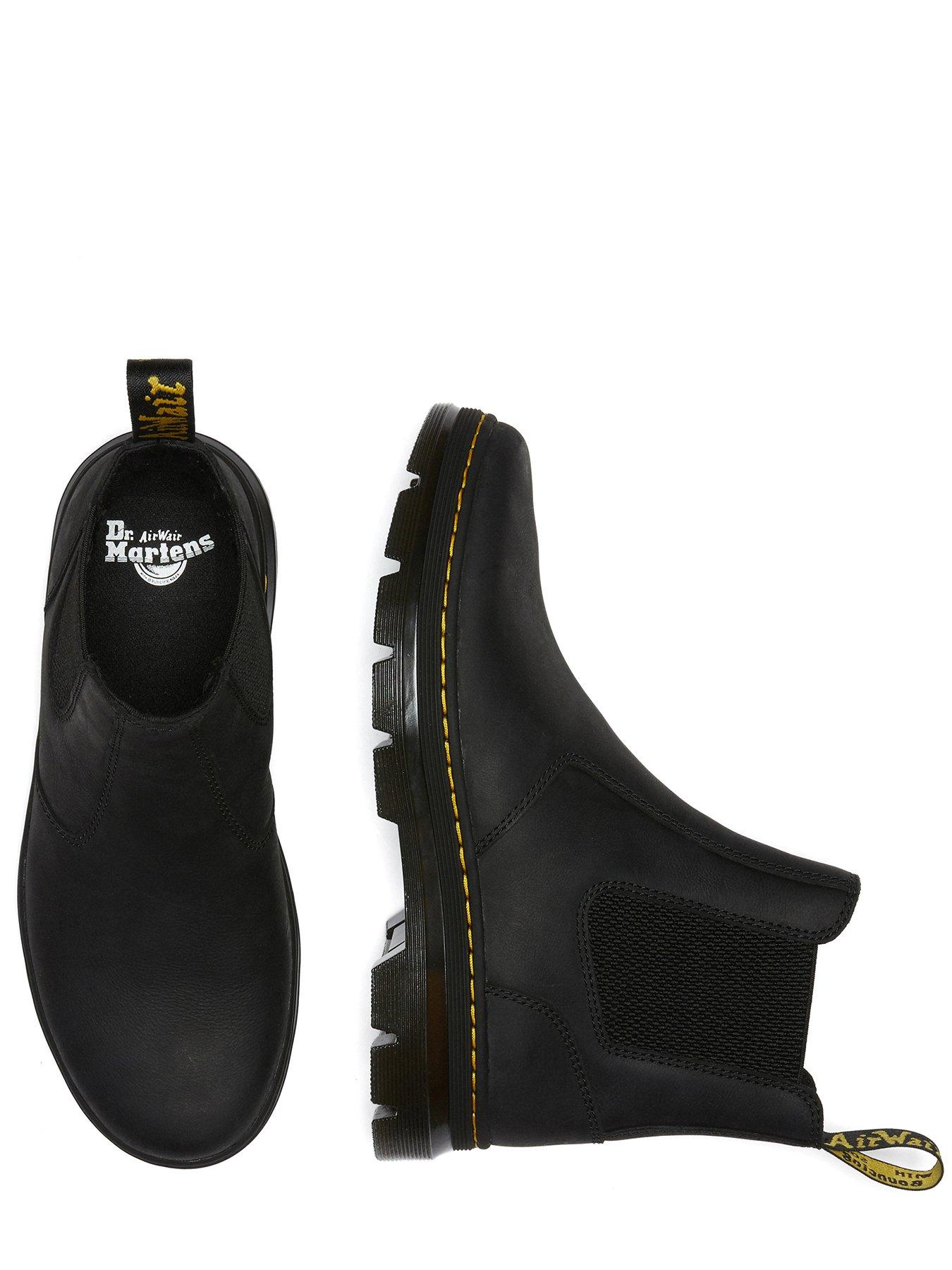 dr-martens-embury-crazy-horse-leather-casual-boots-blackoutfit