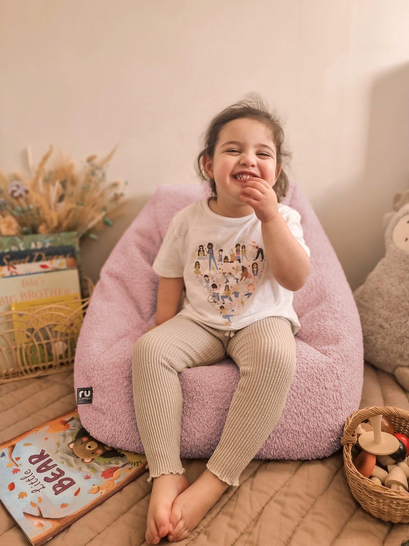 rucomfy-kids-snuggle-chair-beanbagback