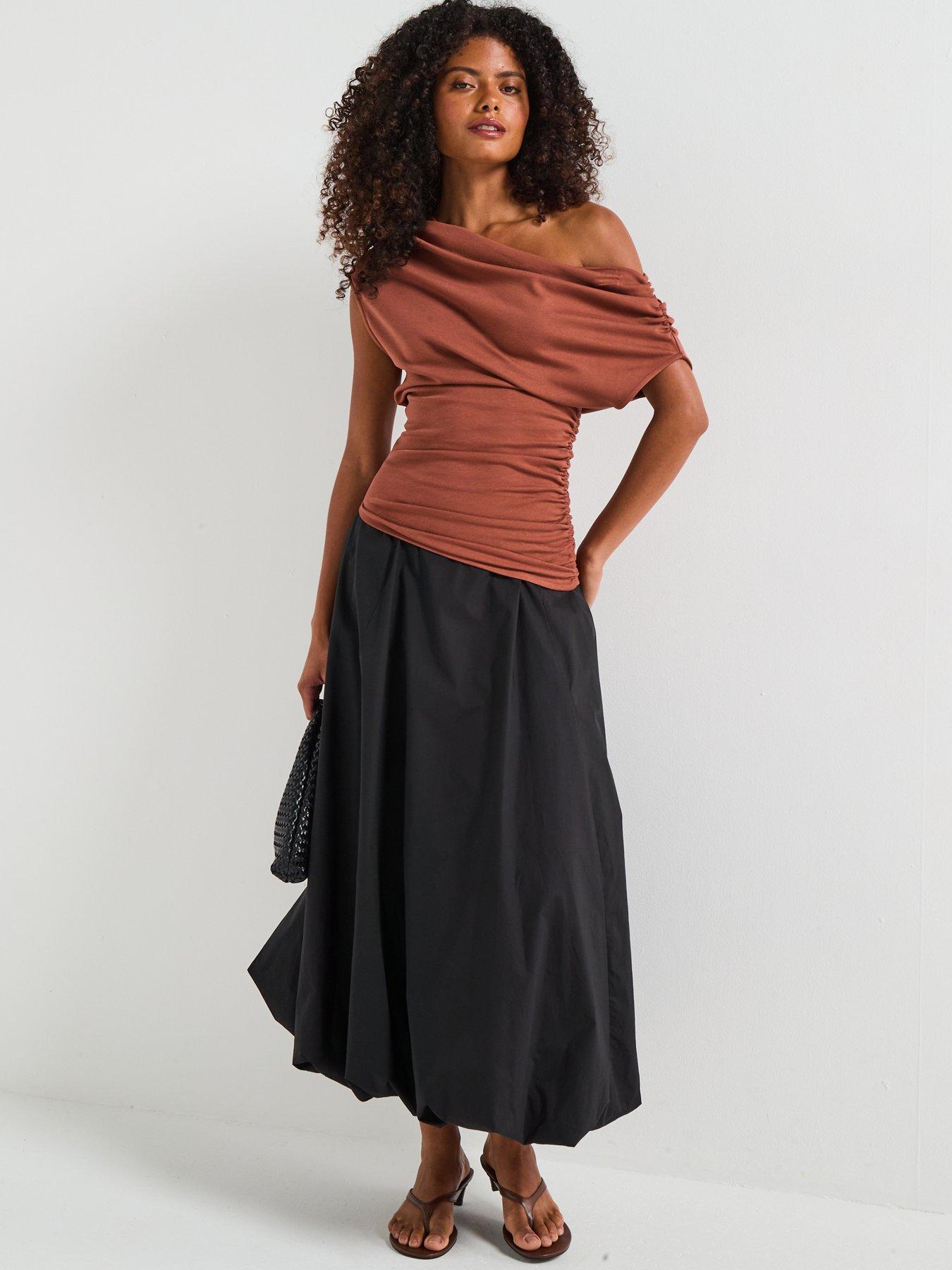 Image 4 of 5 of V by Very Off Shoulder Ruched Asymmetric Top - Brown