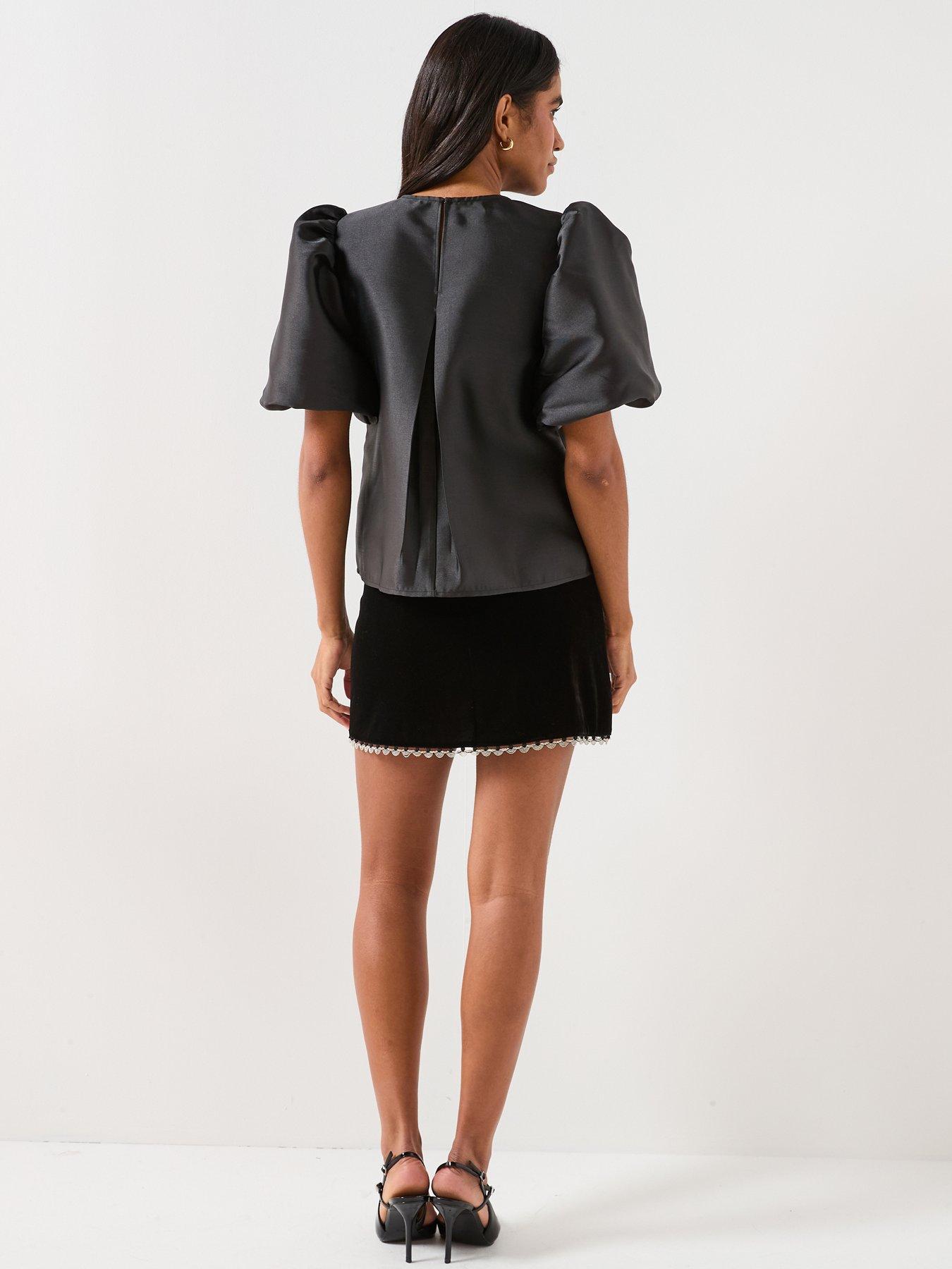 only-manny-24-heavy-satin-top-blackstillFront