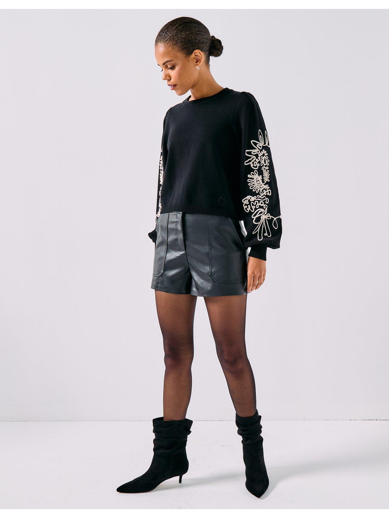 only-faux-leather-shorts-blackback