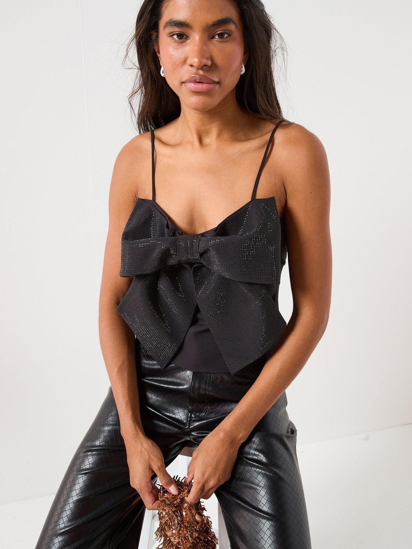only-long-line-rhinestone-bow-strap-top-blackoutfit