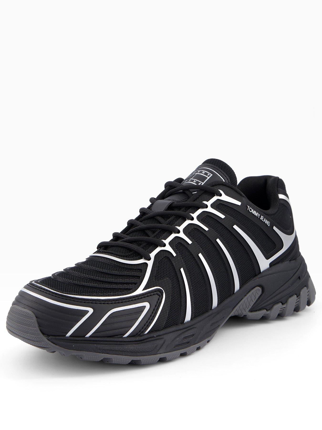 Image 2 of 7 of Tommy Jeans Tjm Outdoor Runner Tech Trainers - Black