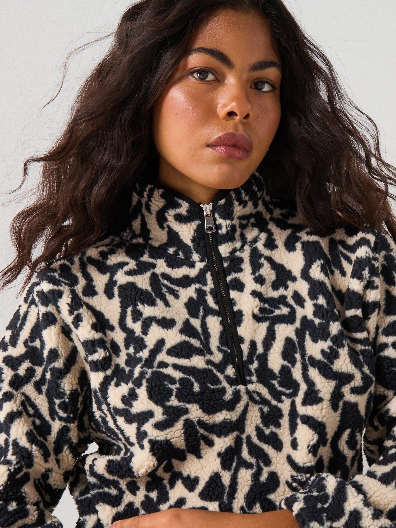 only-animal-print-quarter-zip-fleece-top-beigedetail