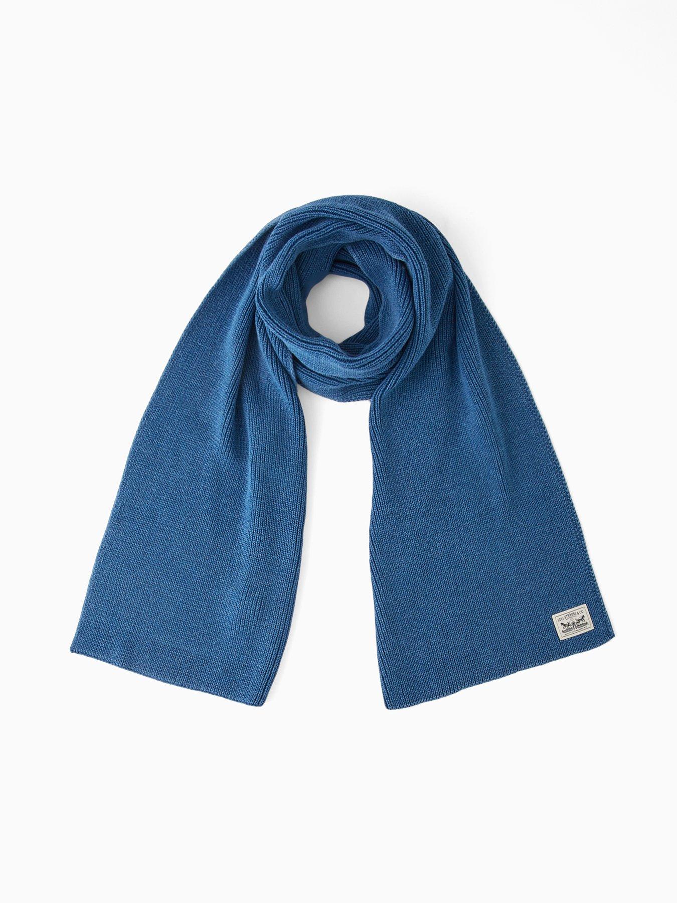 levis-backpatch-knitted-scarf-blue