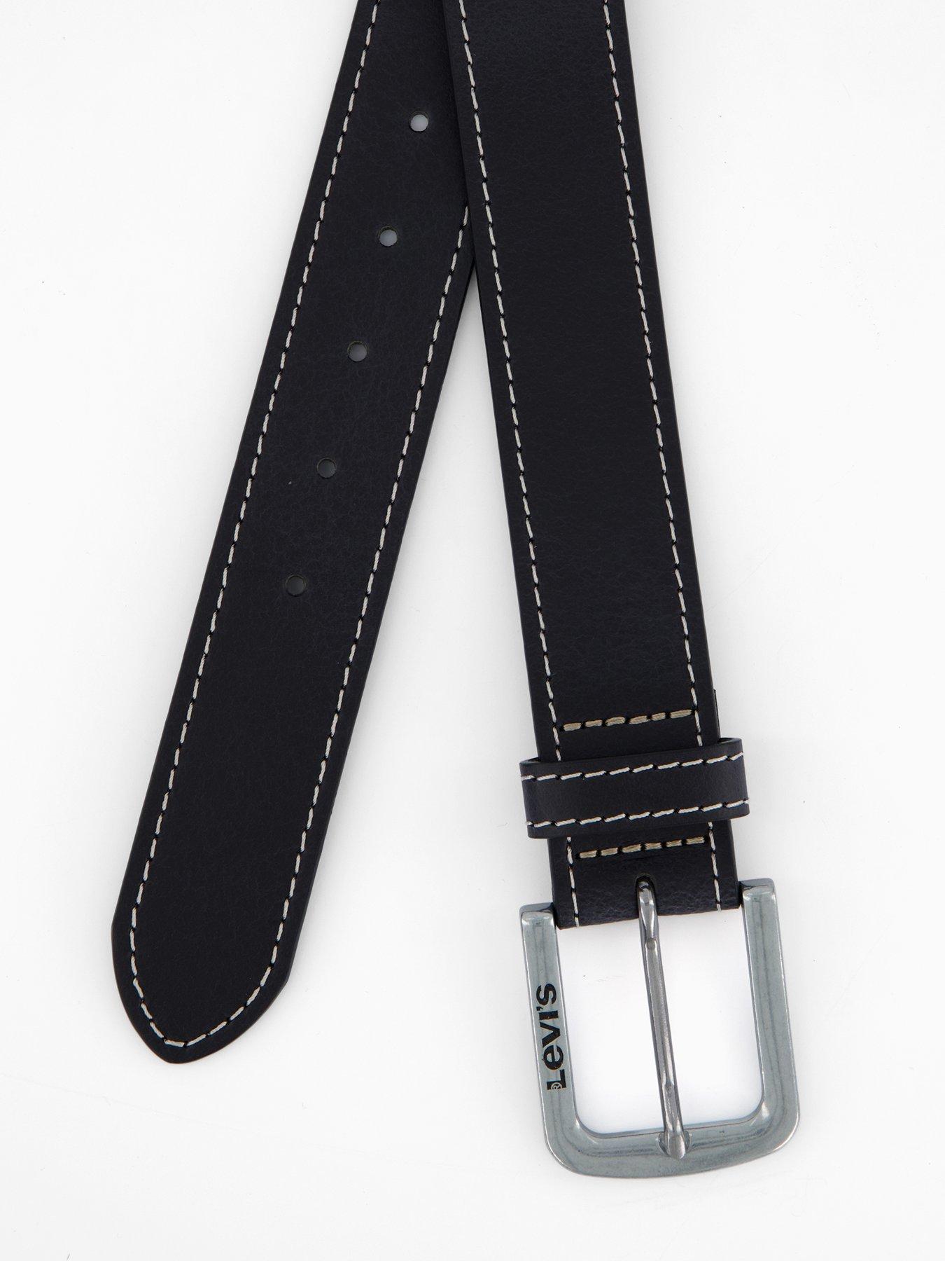 Image 4 of 4 of Levi's Loire Leather Belt - Black