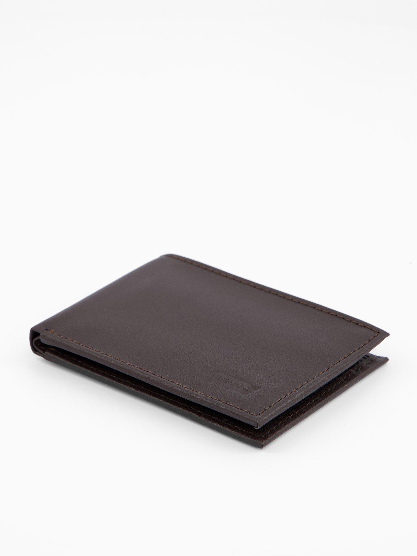 levis-batwing-bidfold-leather-wallet-brownoutfit