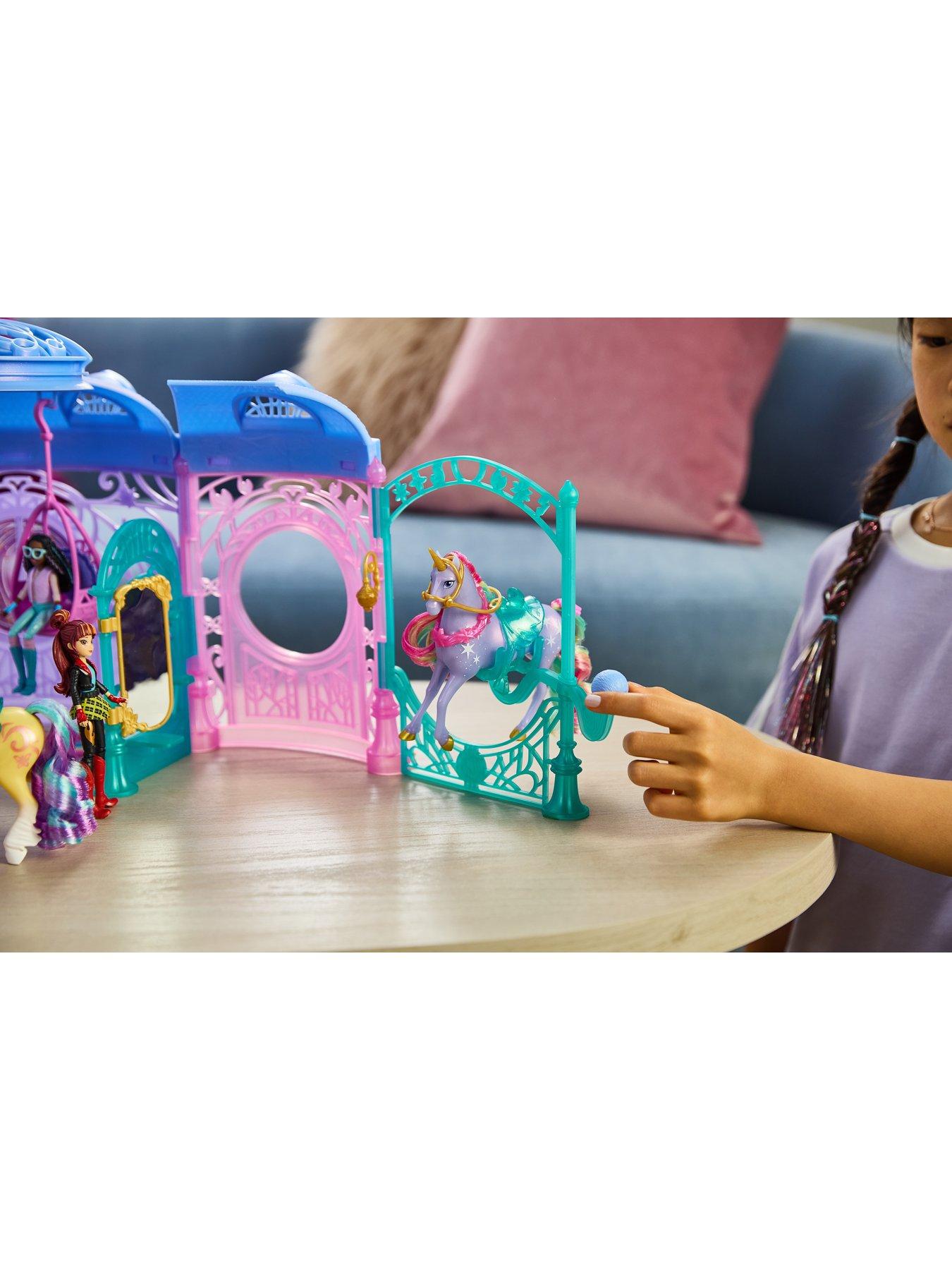 unicorn-academy-stable-playsetstillFront