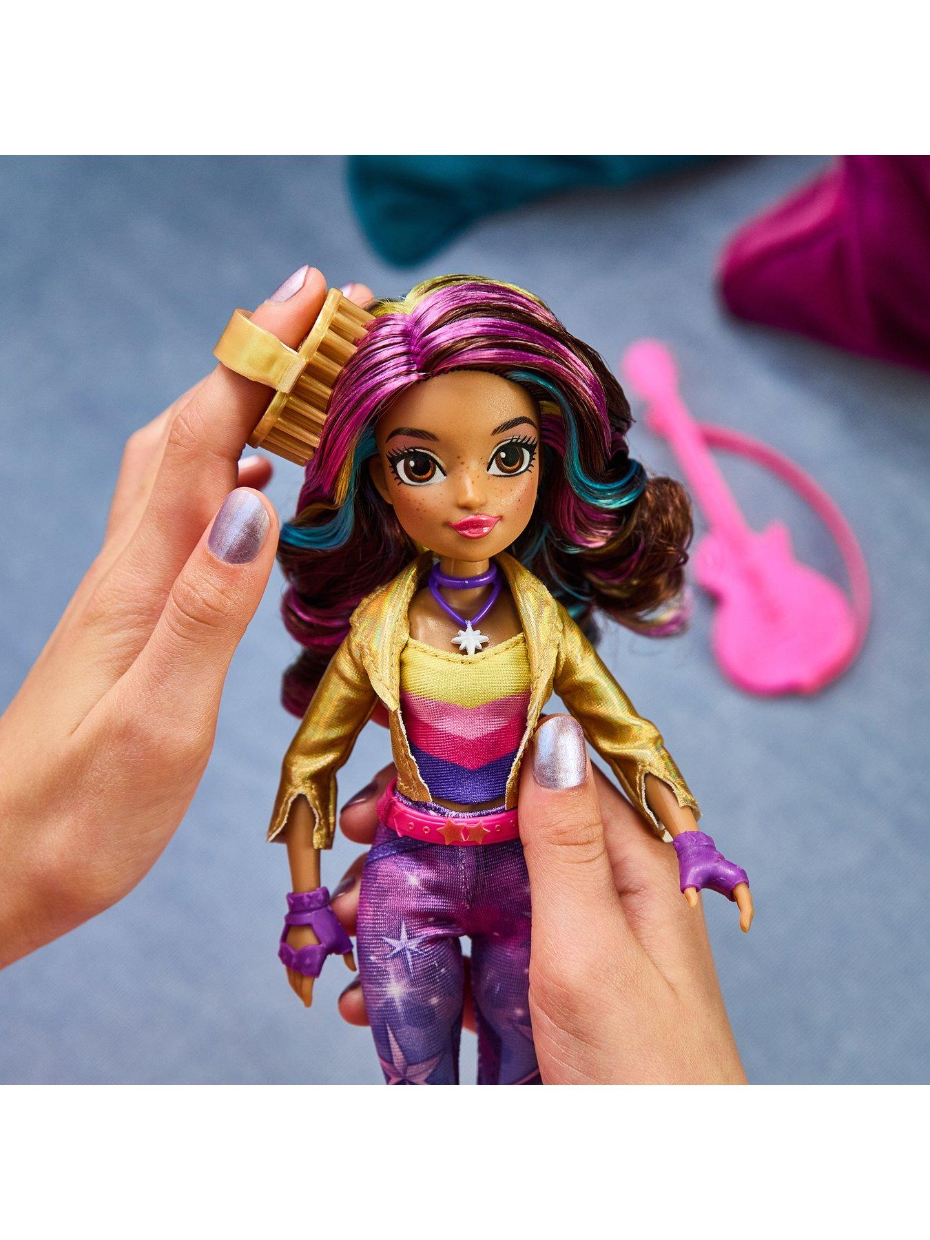 unicorn-academy-fashion-doll-sophiastillFront