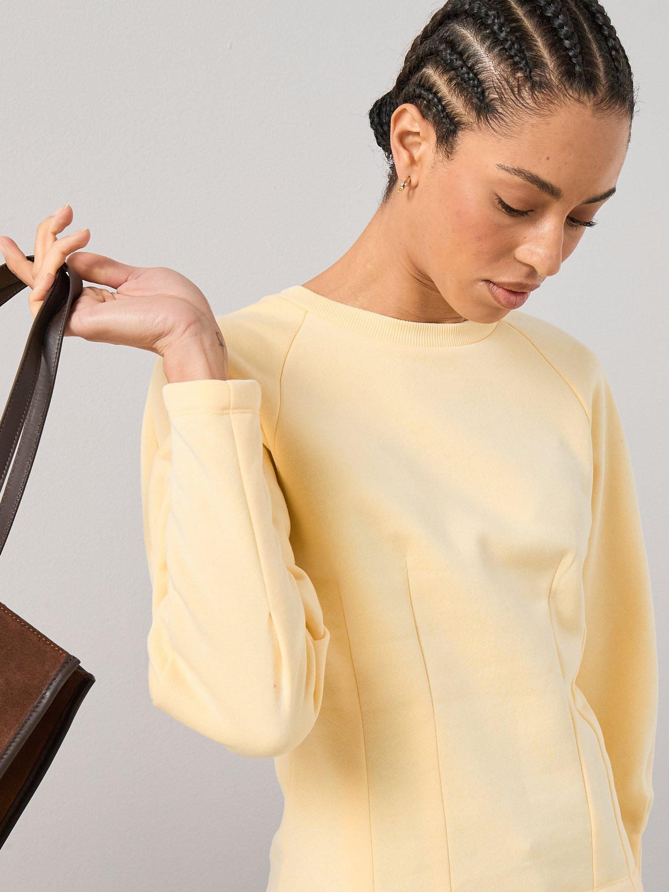the-very-collection-seam-detail-sweatshirt-yellowoutfit