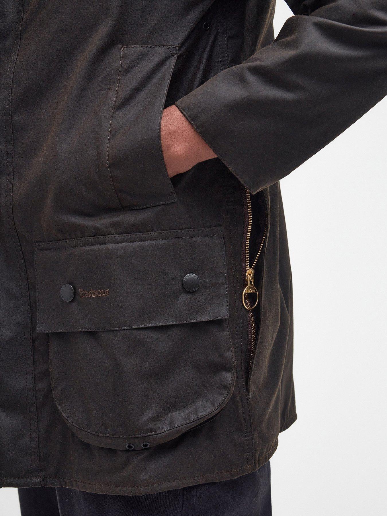 barbour-classic-beaufort-wax-jacket-browndetail