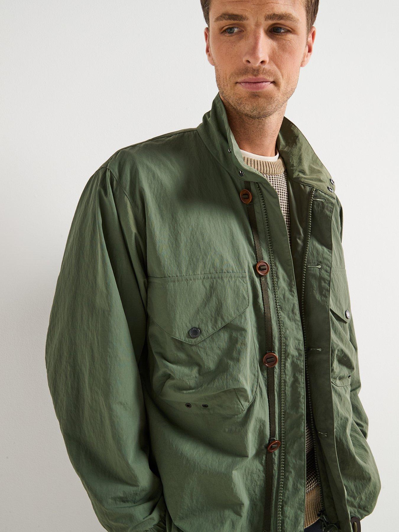 barbour-jig-showerproof-jacket--greendetail