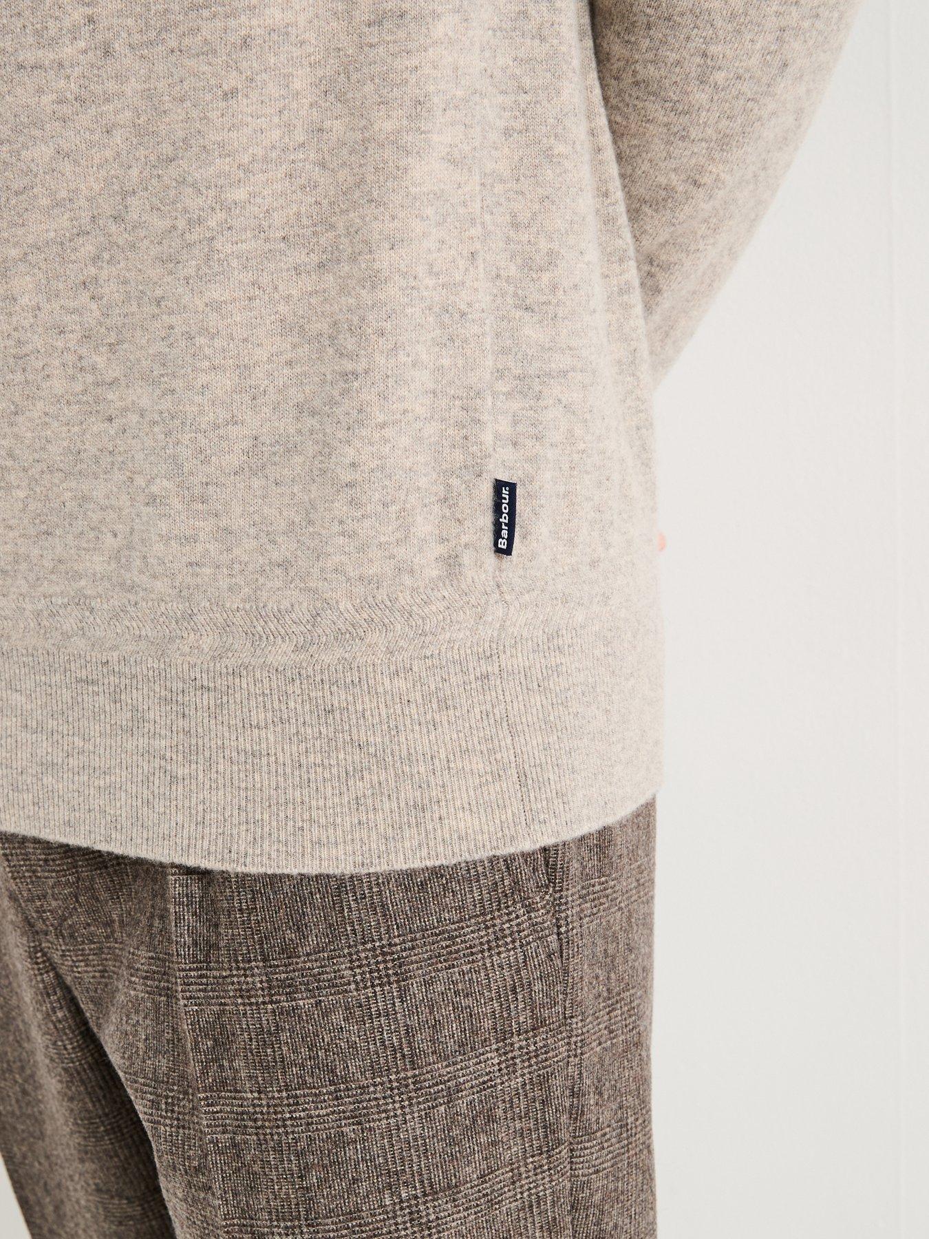 barbour-waterbury-cashmere-blend-crew-knitted-jumper--greyoutfit