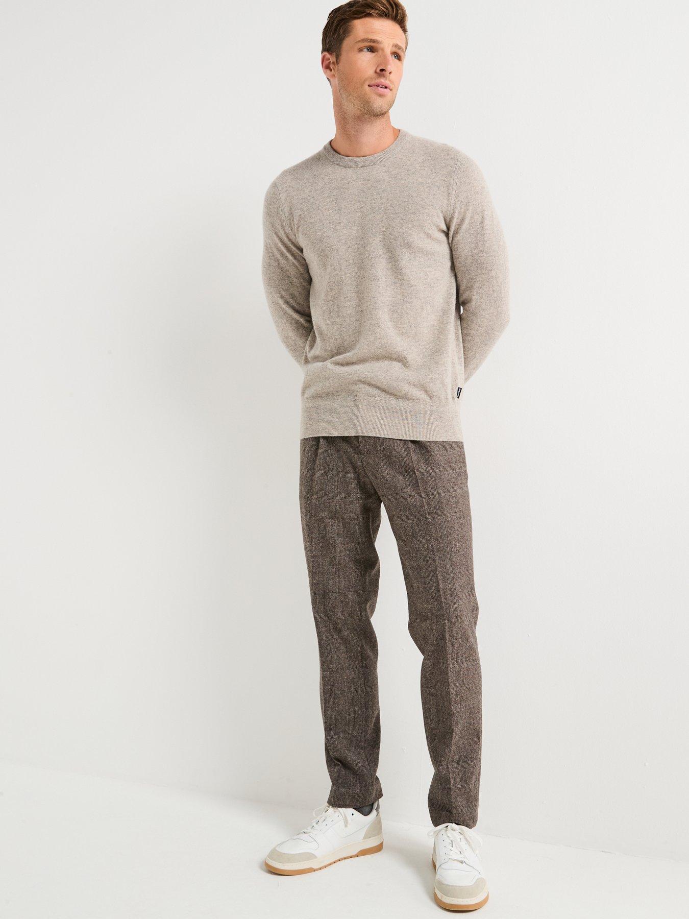 barbour-waterbury-cashmere-blend-crew-knitted-jumper--greydetail