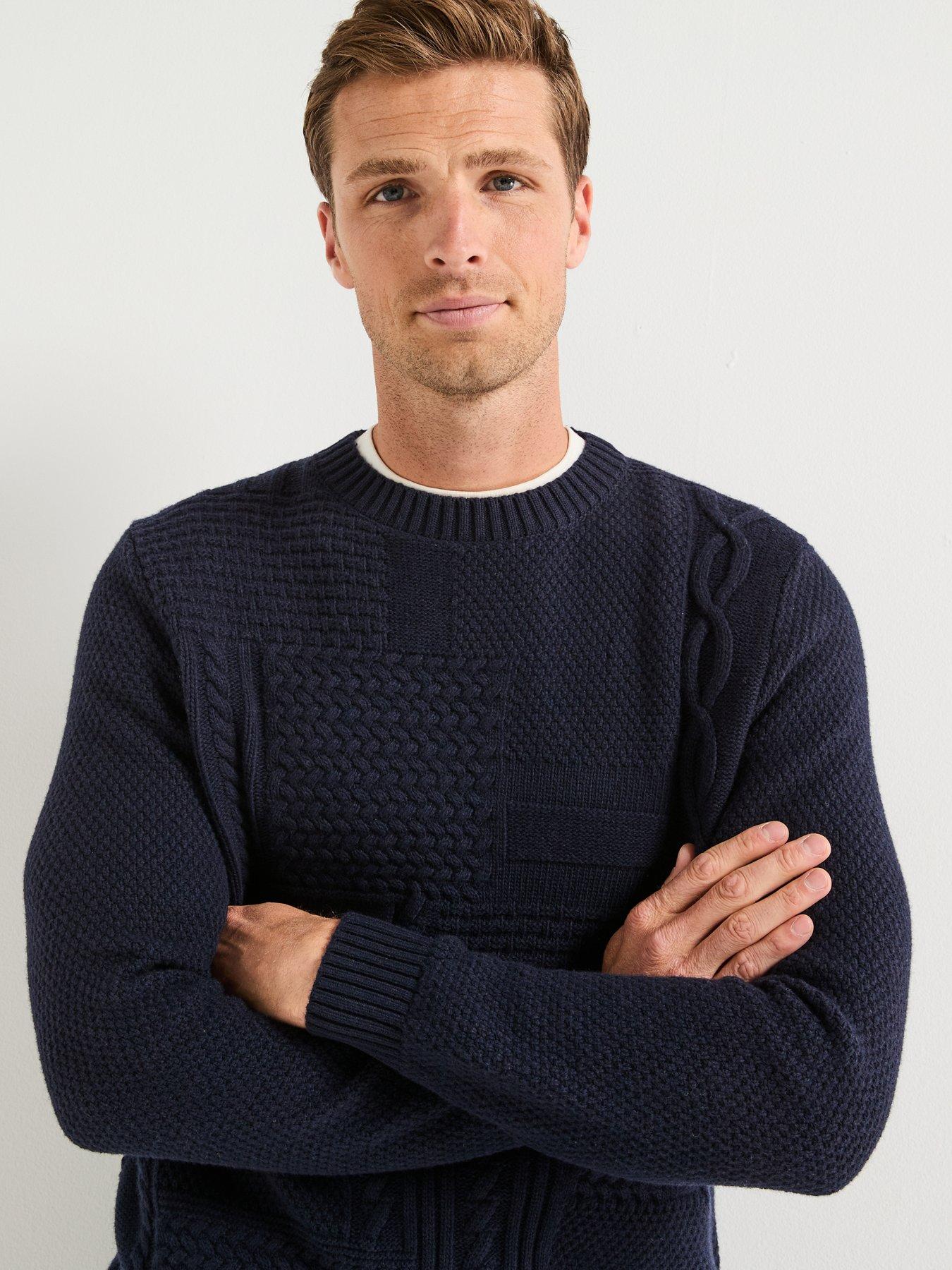 barbour-casey-cable-crew-knitted-jumper-navyoutfit