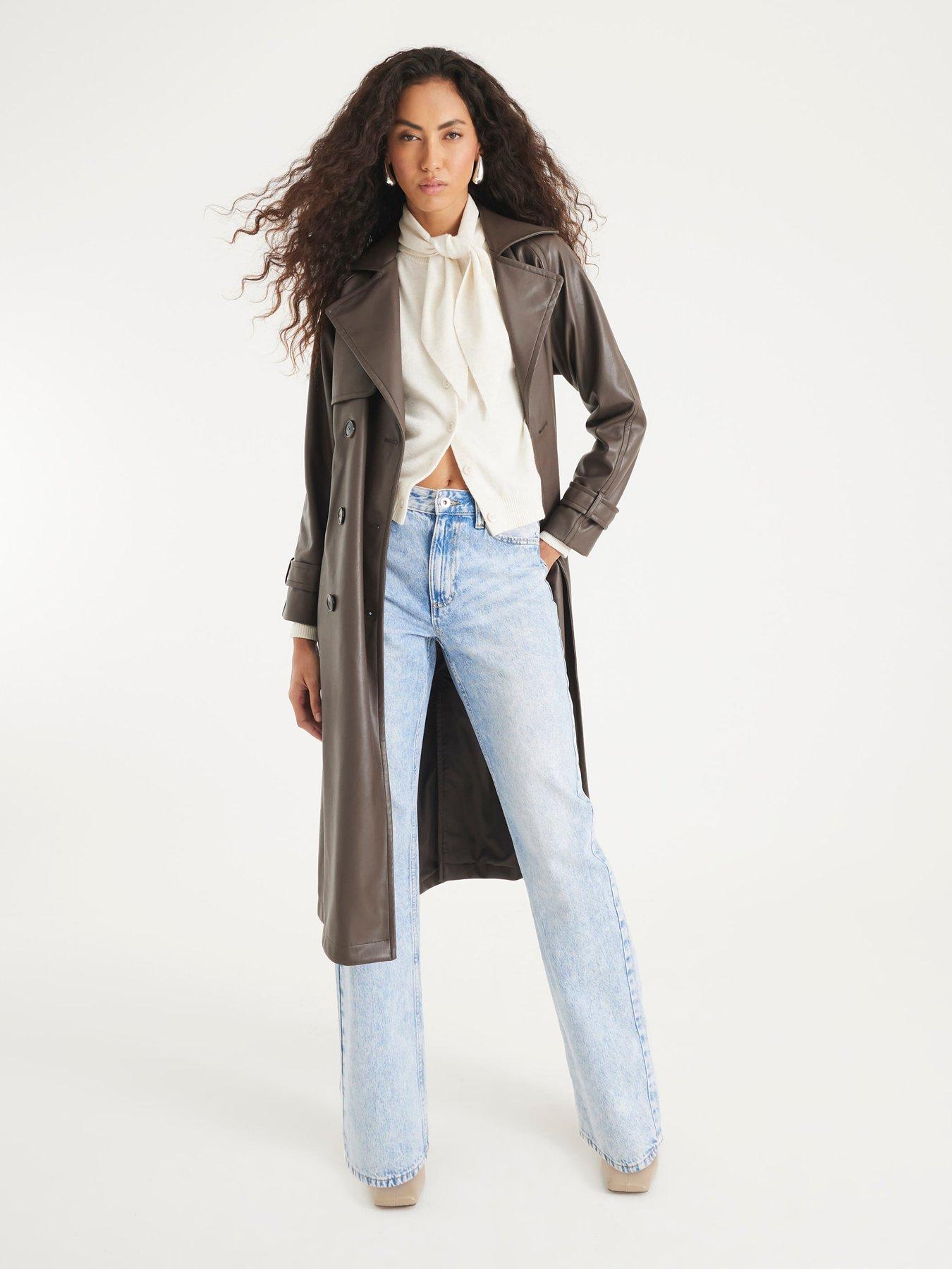 Image 3 of 4 of River Island Knitted Long Sleeve Tie Neck Top - Cream
