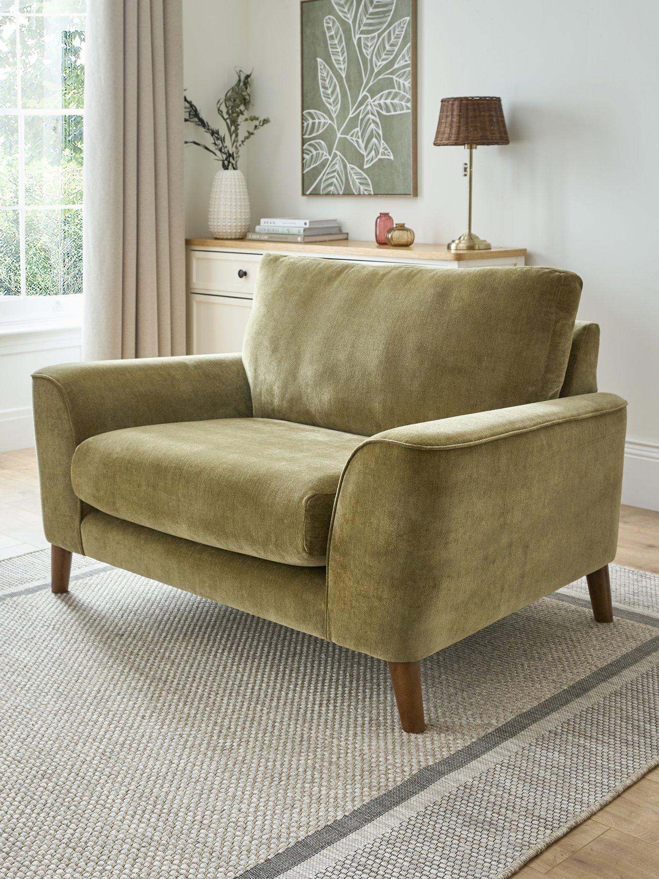 Image 1 of 6 of The Very Collection Aiyanna Snuggle Chair